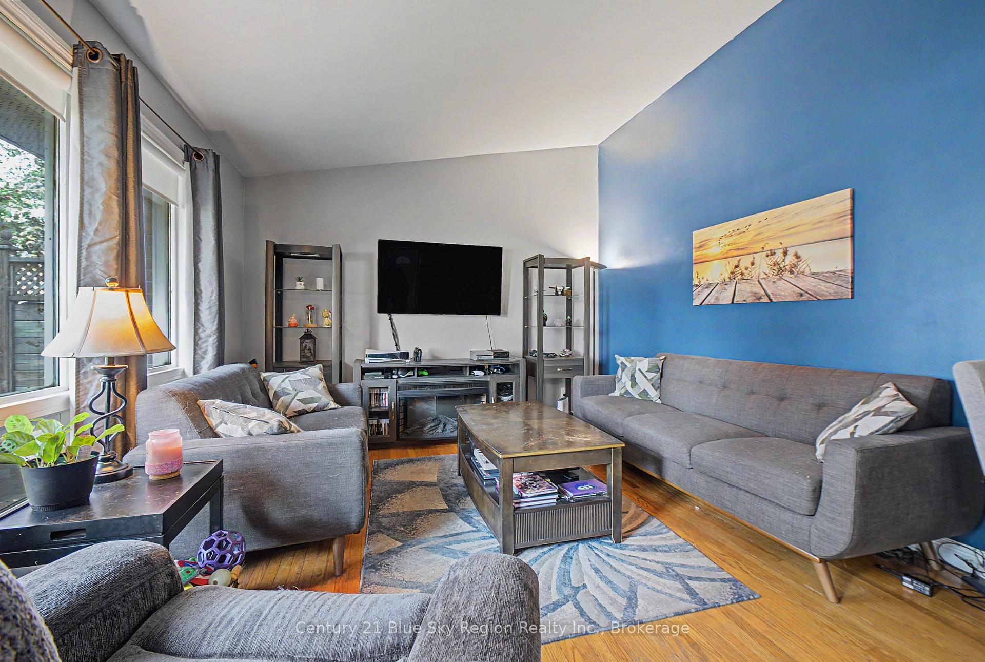 Photo 15 of 328 Mckenzie Avenue, North Bay, Widdifield — HOMEH
