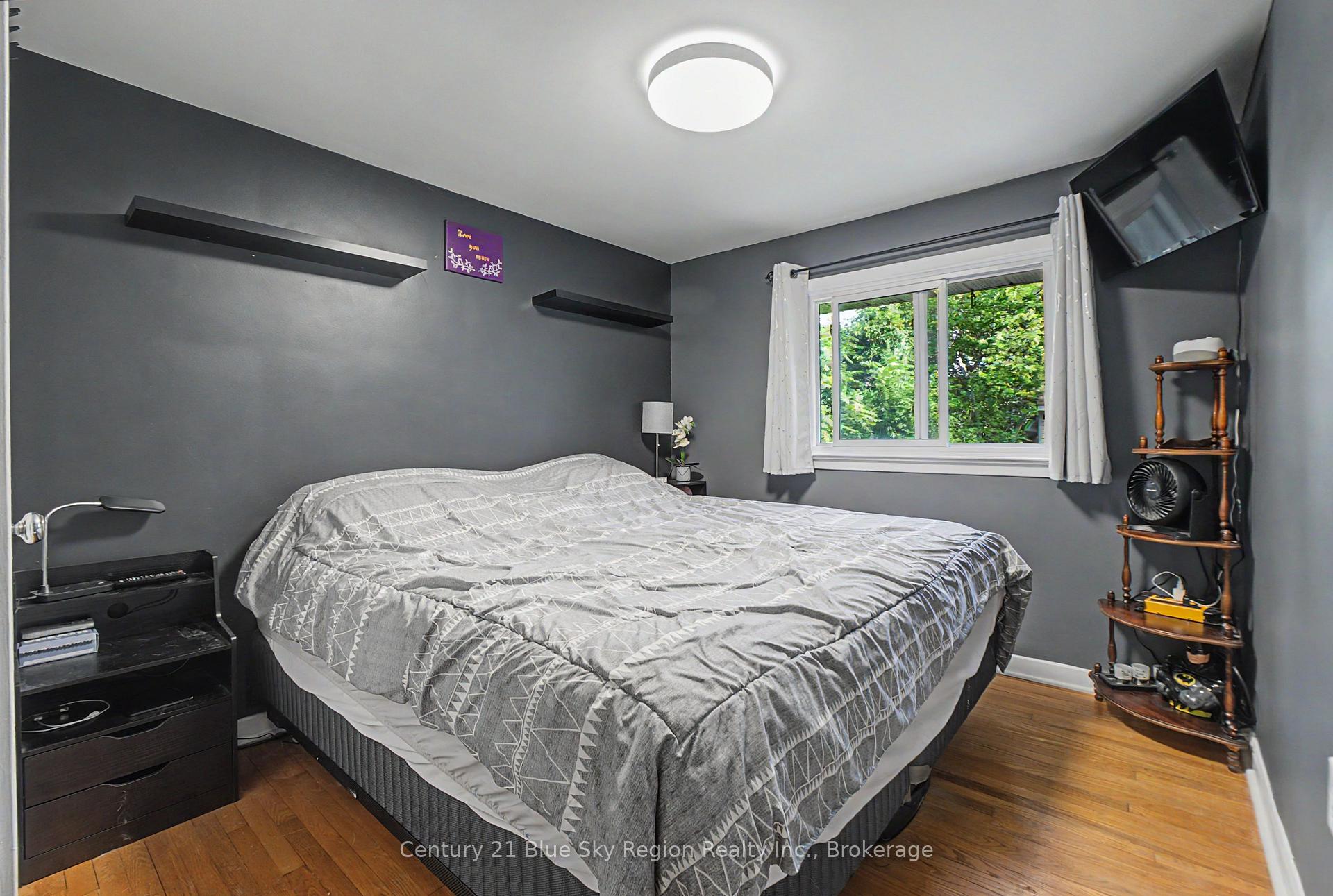 Photo 21 of 328 Mckenzie Avenue, North Bay, Widdifield — HOMEH