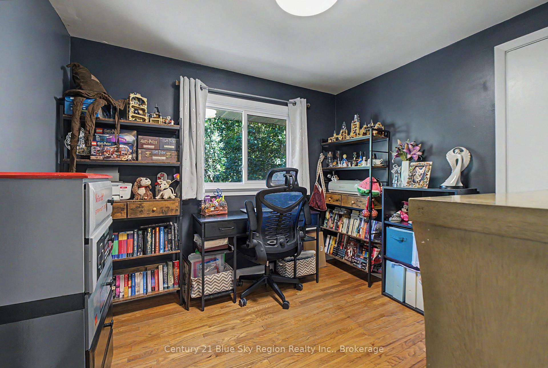 Photo 23 of 328 Mckenzie Avenue, North Bay, Widdifield — HOMEH