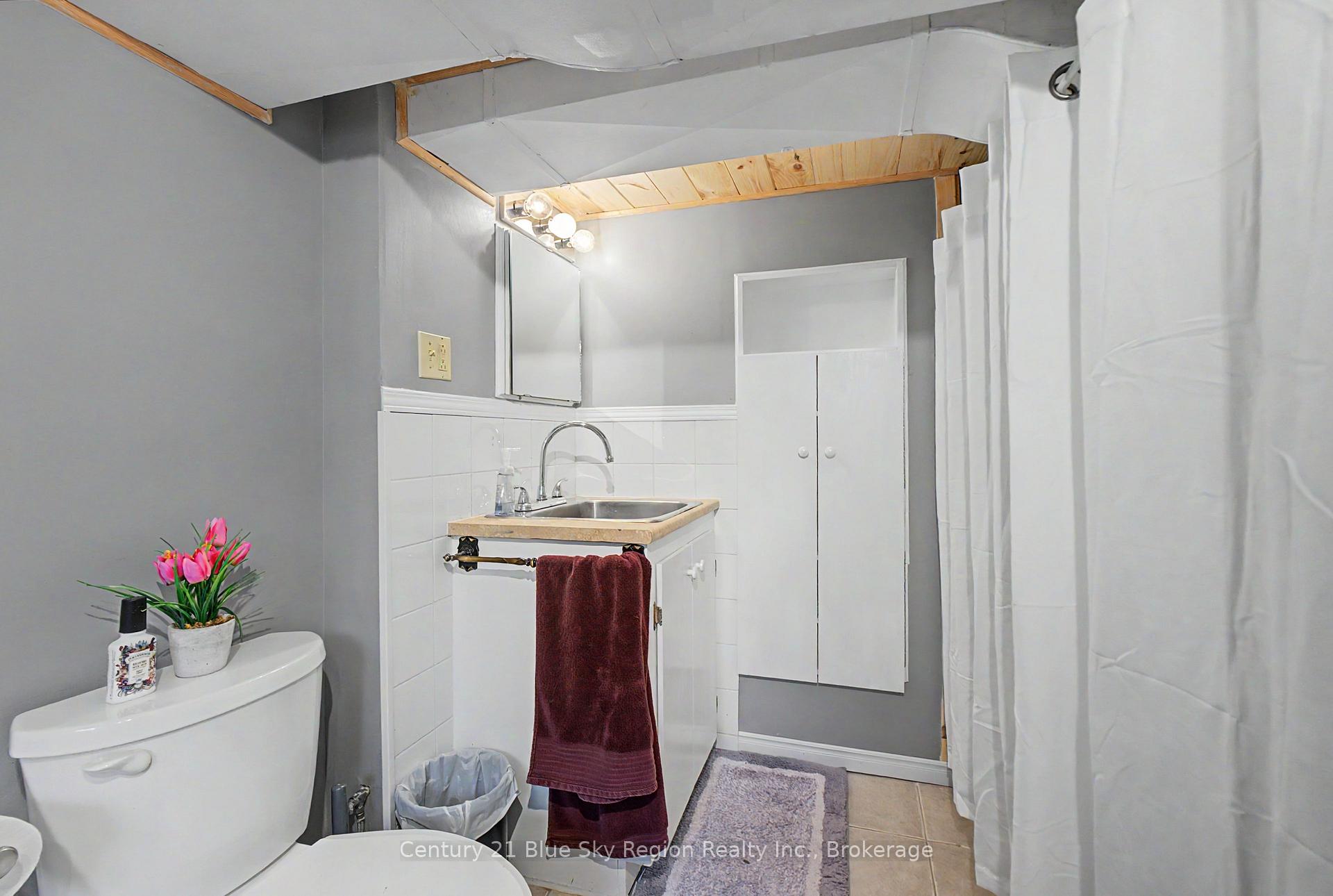 Photo 25 of 328 Mckenzie Avenue, North Bay, Widdifield — HOMEH