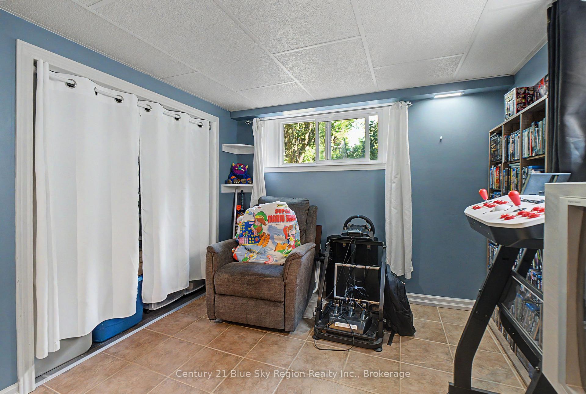 Photo 32 of 328 Mckenzie Avenue, North Bay, Widdifield — HOMEH