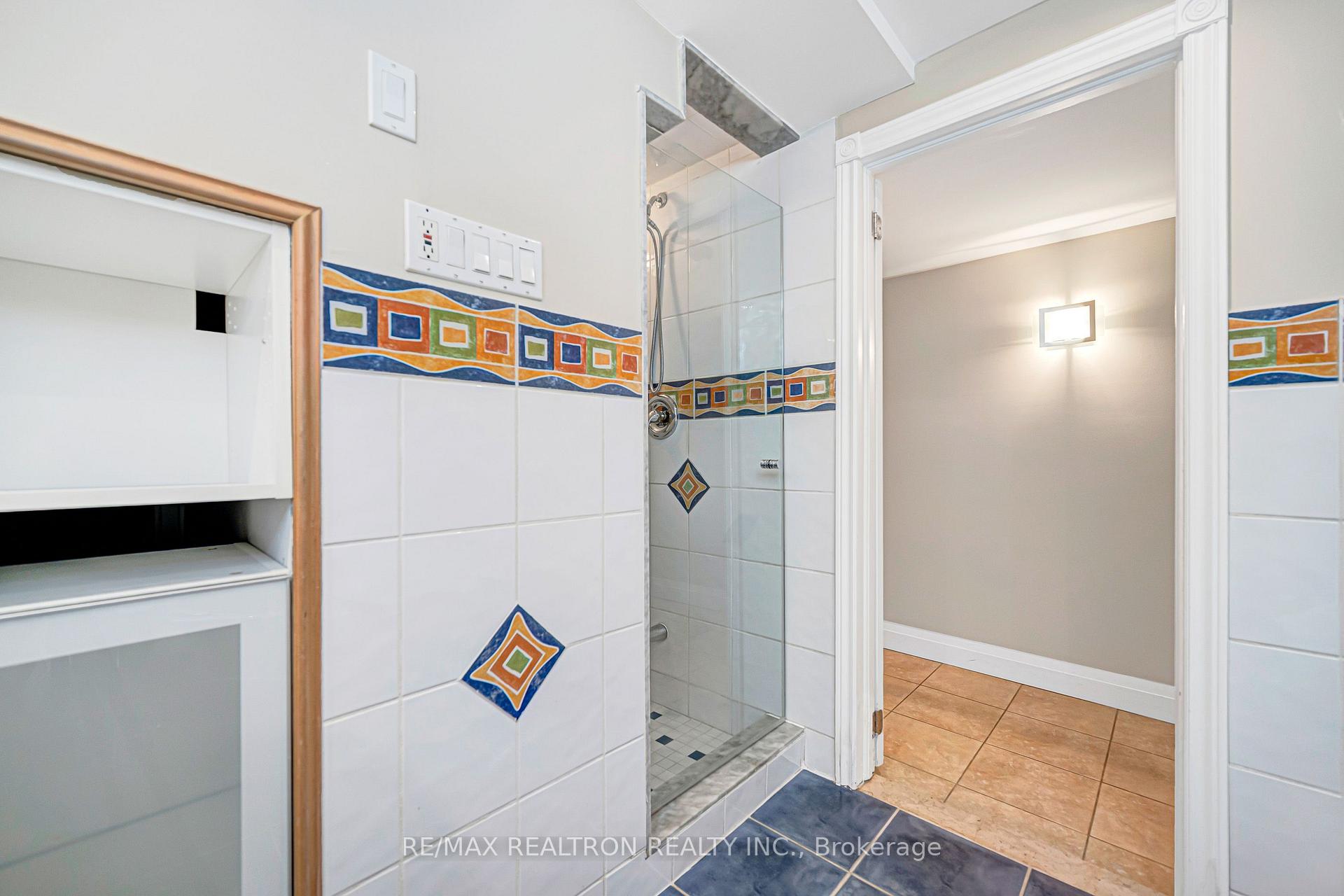 Photo 29 of 44 Fenley Drive, Etobicoke, Kingsview Village-The Westway — HOMEH
