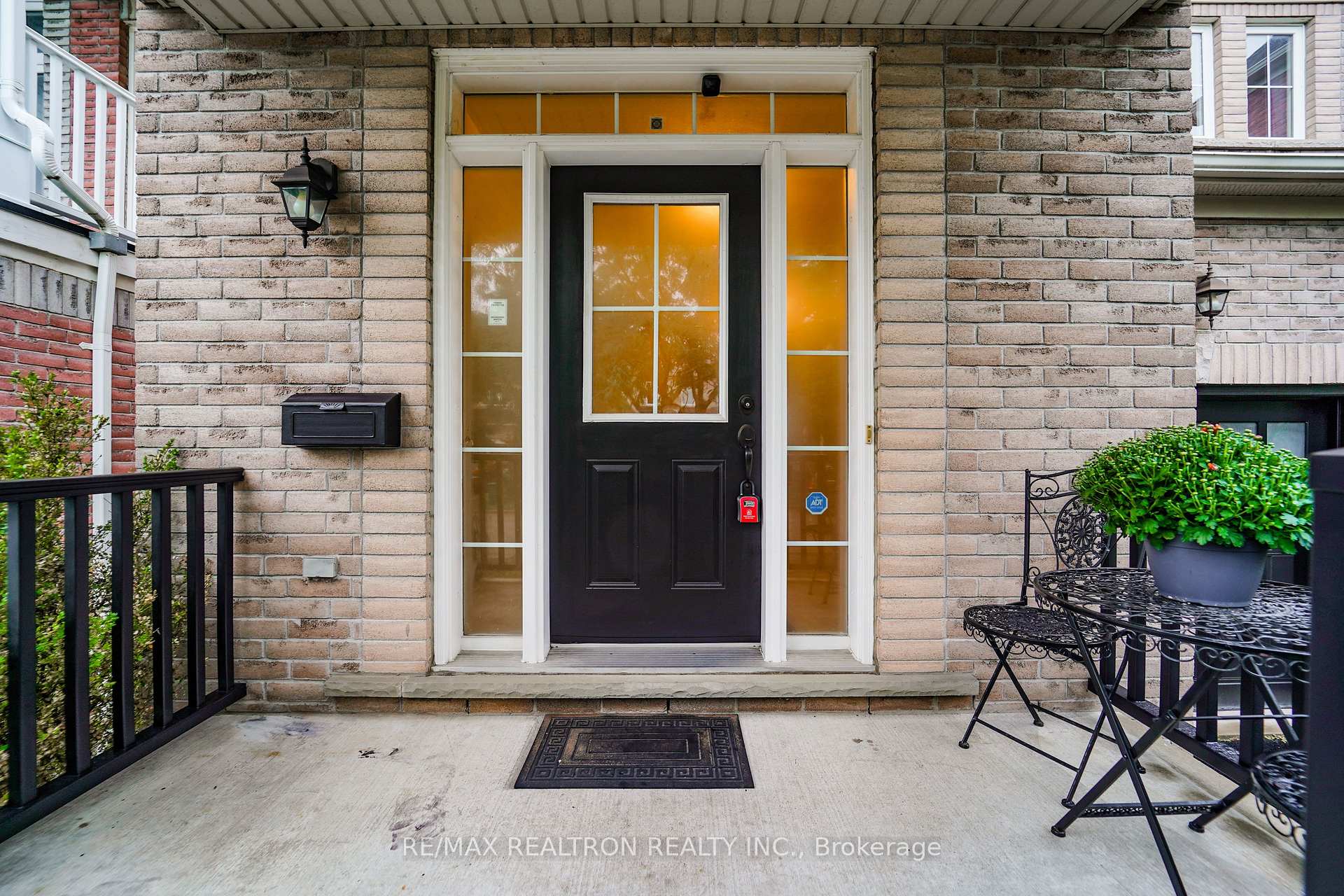 Photo 4 of 18 Byram Downs Street, Ajax, Central East — HOMEH