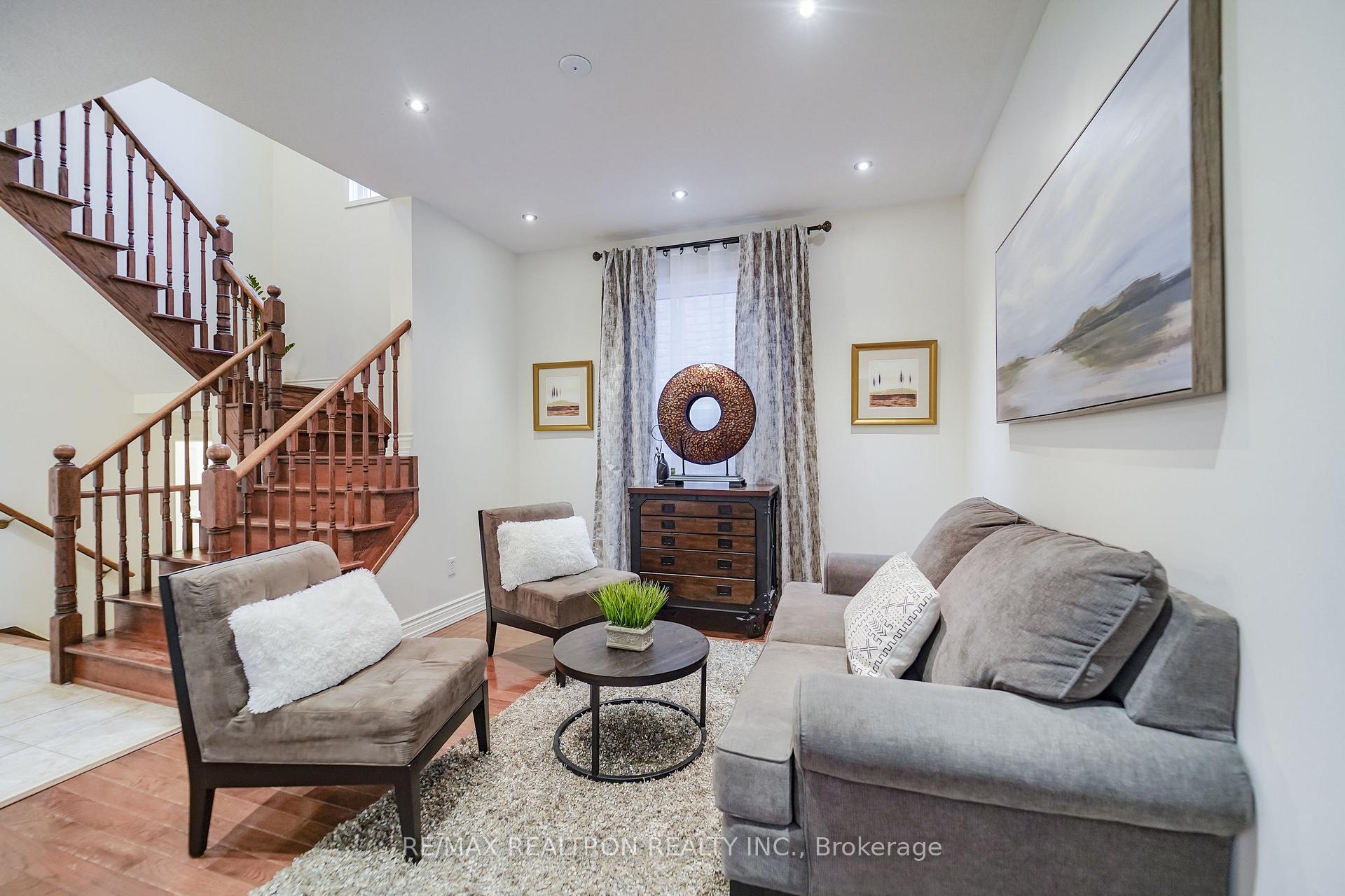 Photo 7 of 18 Byram Downs Street, Ajax, Central East — HOMEH