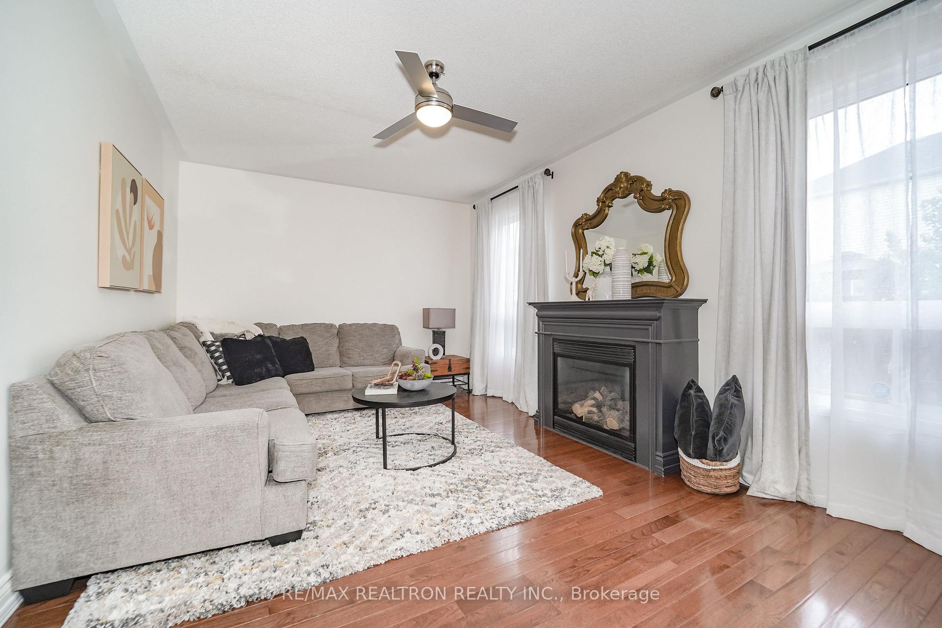 Photo 14 of 18 Byram Downs Street, Ajax, Central East — HOMEH