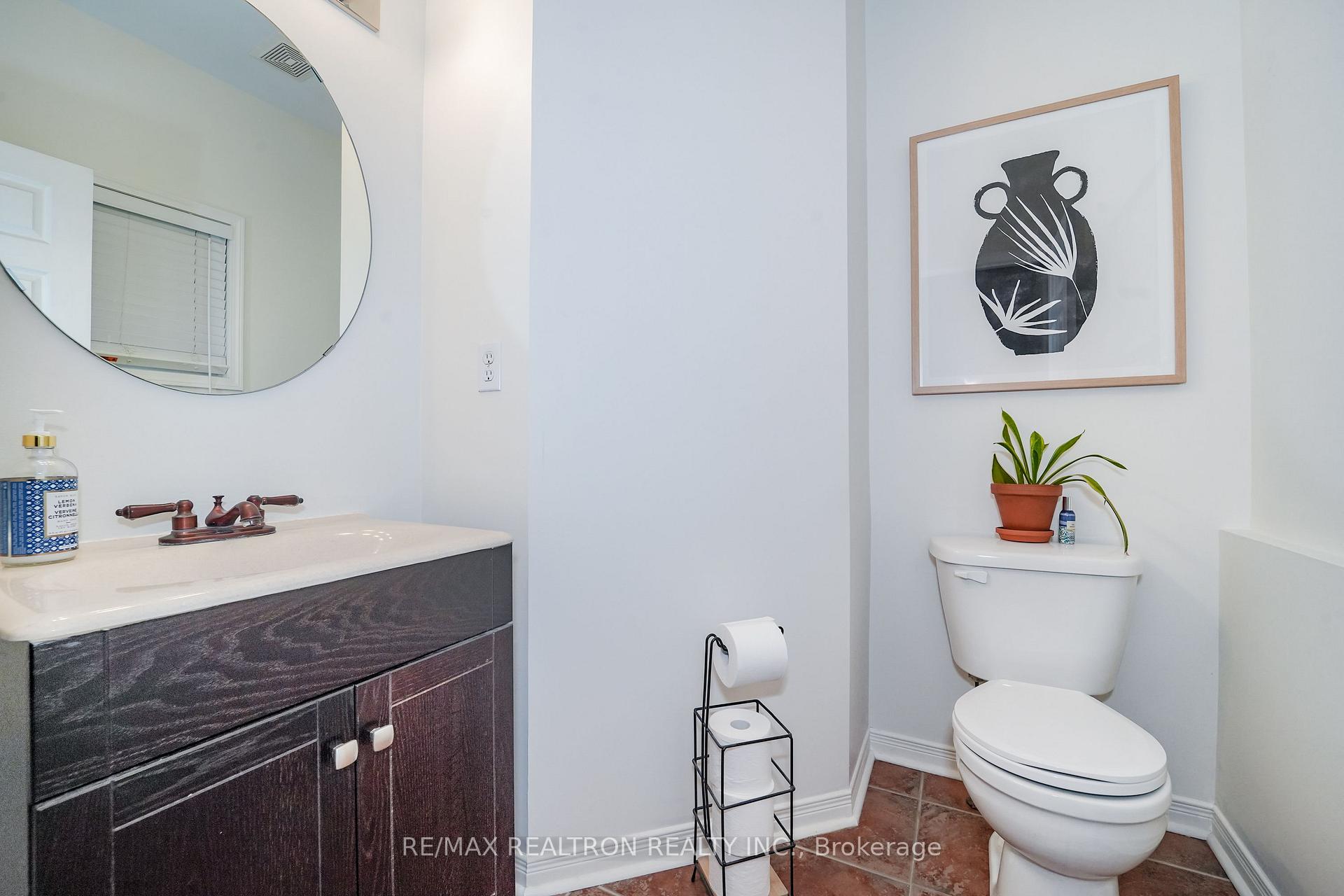 Photo 15 of 18 Byram Downs Street, Ajax, Central East — HOMEH