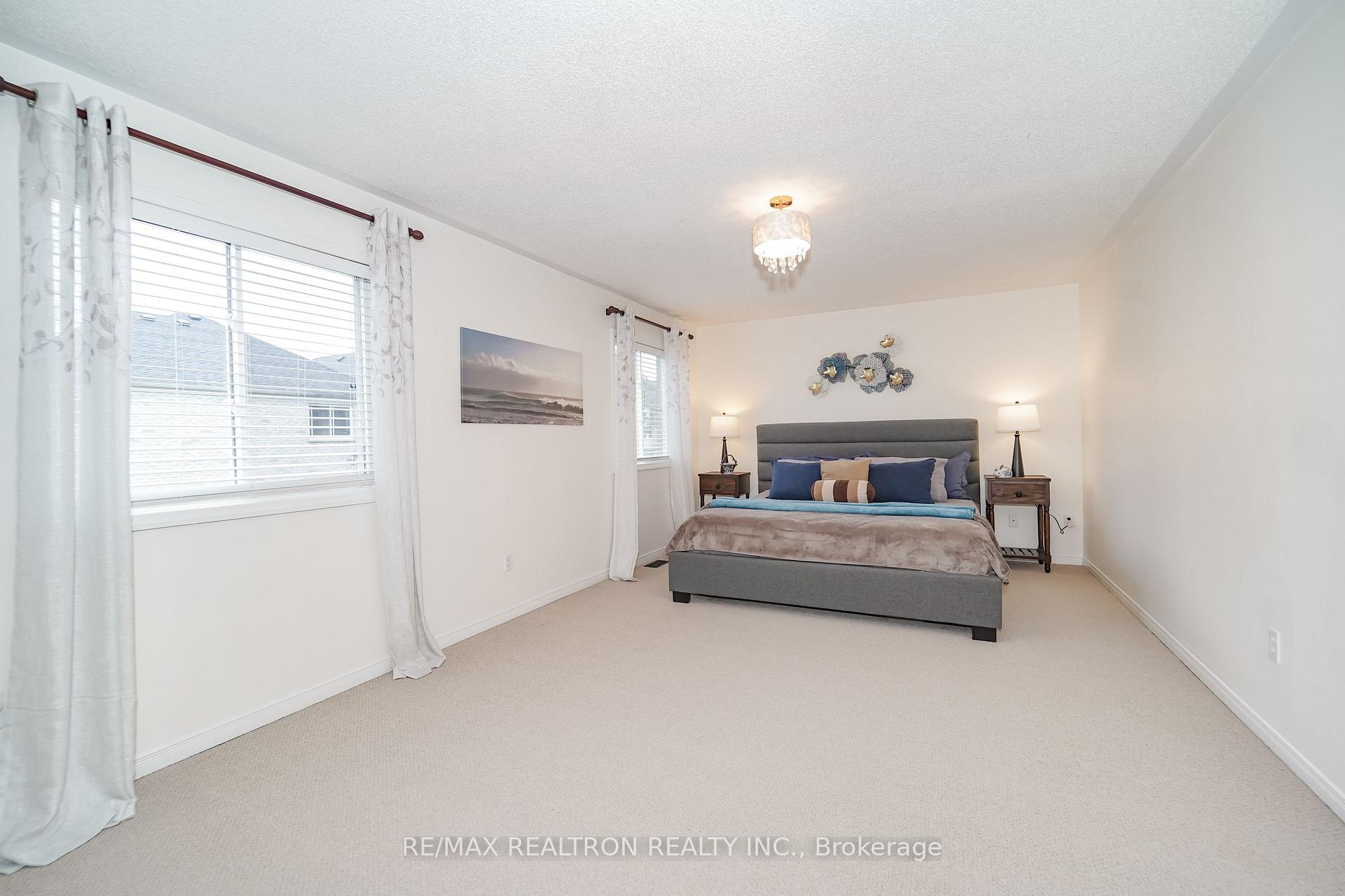 Photo 20 of 18 Byram Downs Street, Ajax, Central East — HOMEH