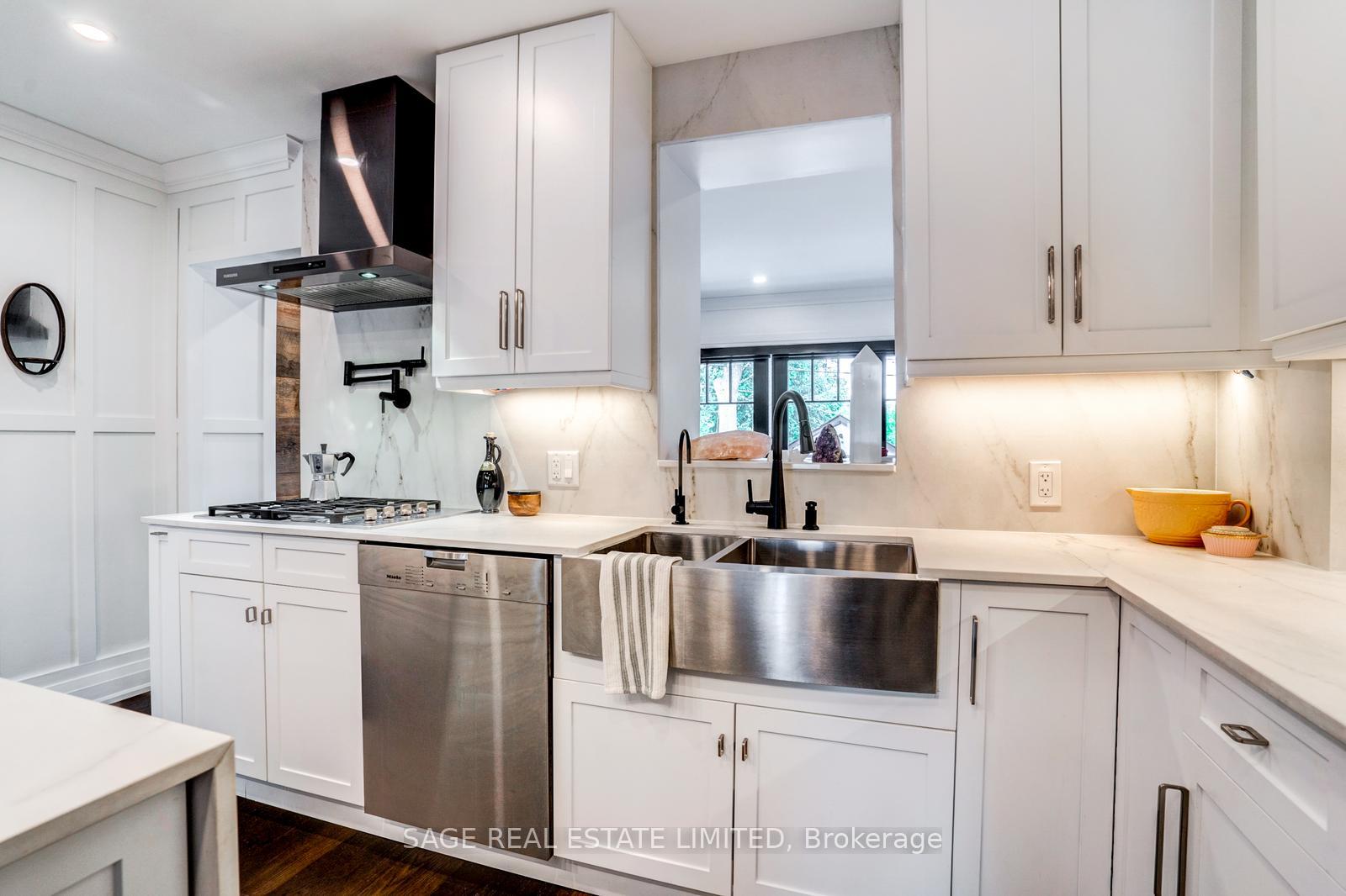 Photo 9 of 156 Craighurst Avenue, Toronto, Lawrence Park South — HOMEH