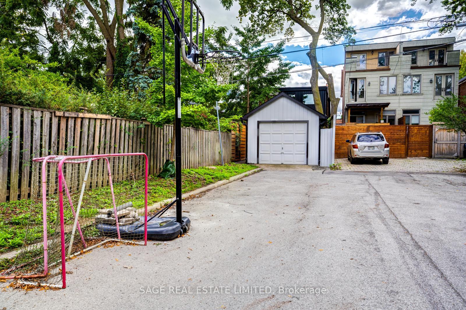 Photo 30 of 156 Craighurst Avenue, Toronto, Lawrence Park South — HOMEH