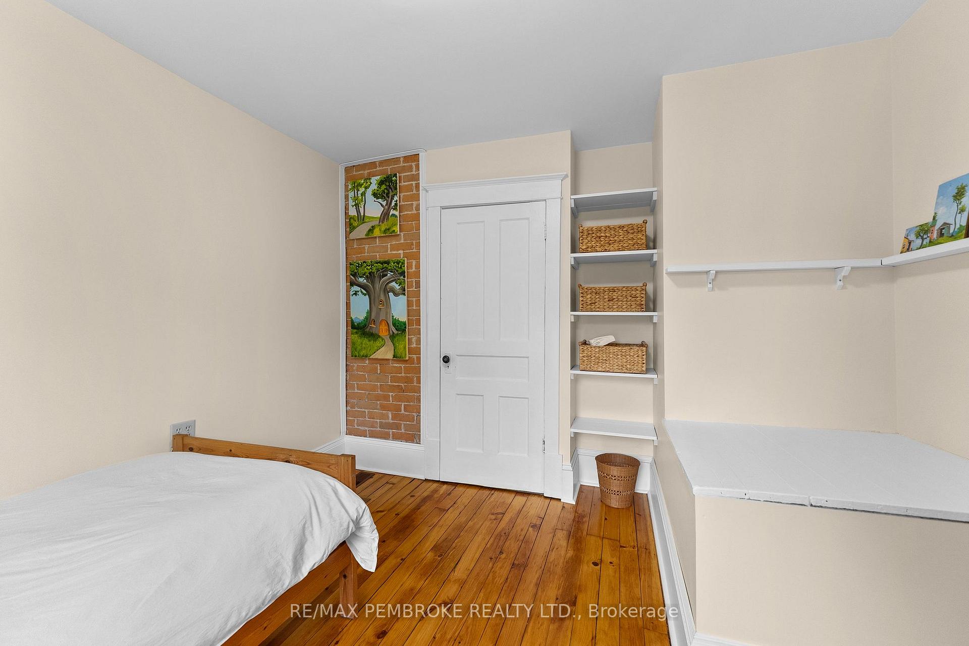 Photo 15 of 348 Esther Street, Pembroke, Pembroke — HOMEH