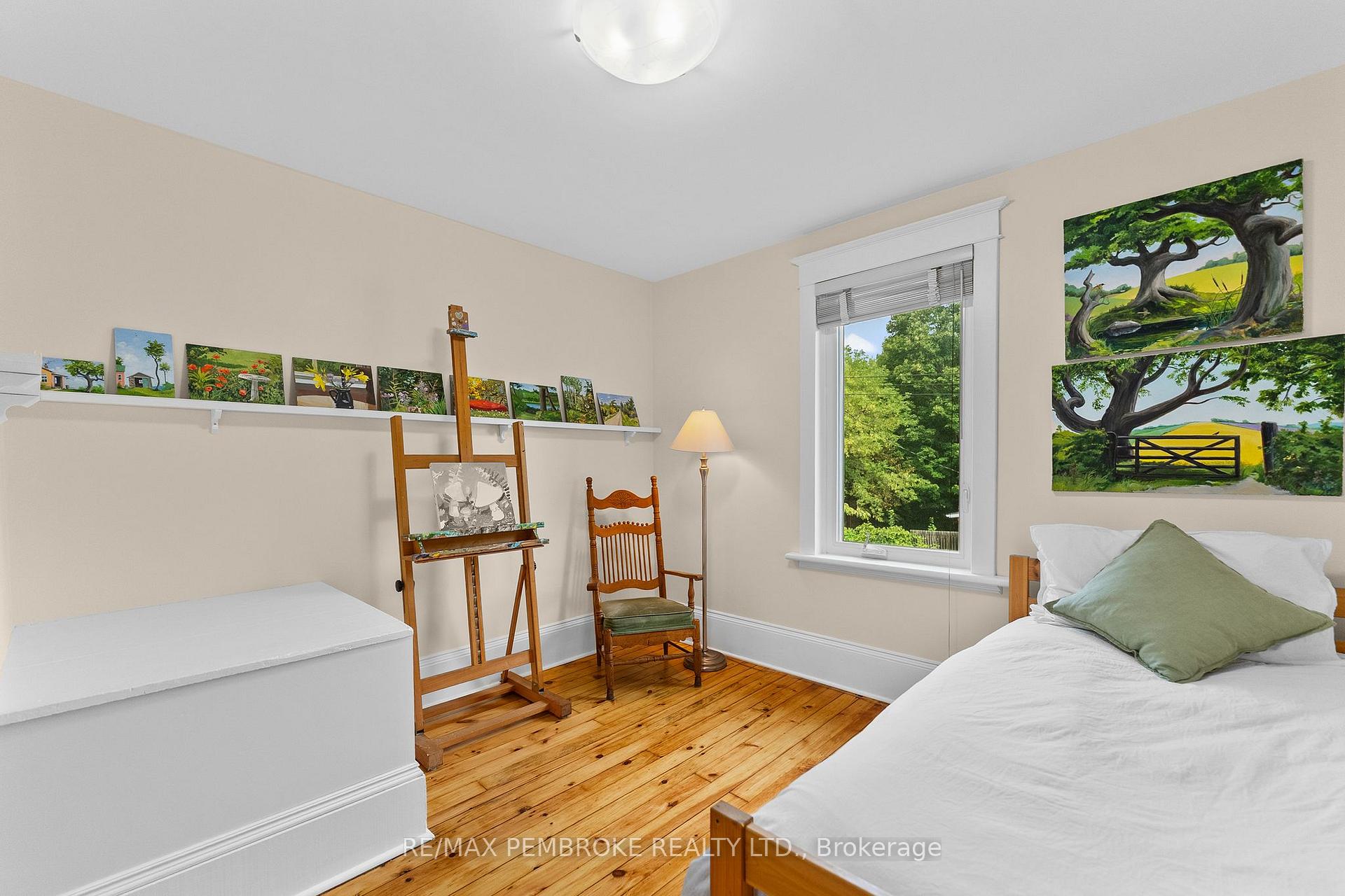Photo 16 of 348 Esther Street, Pembroke, Pembroke — HOMEH