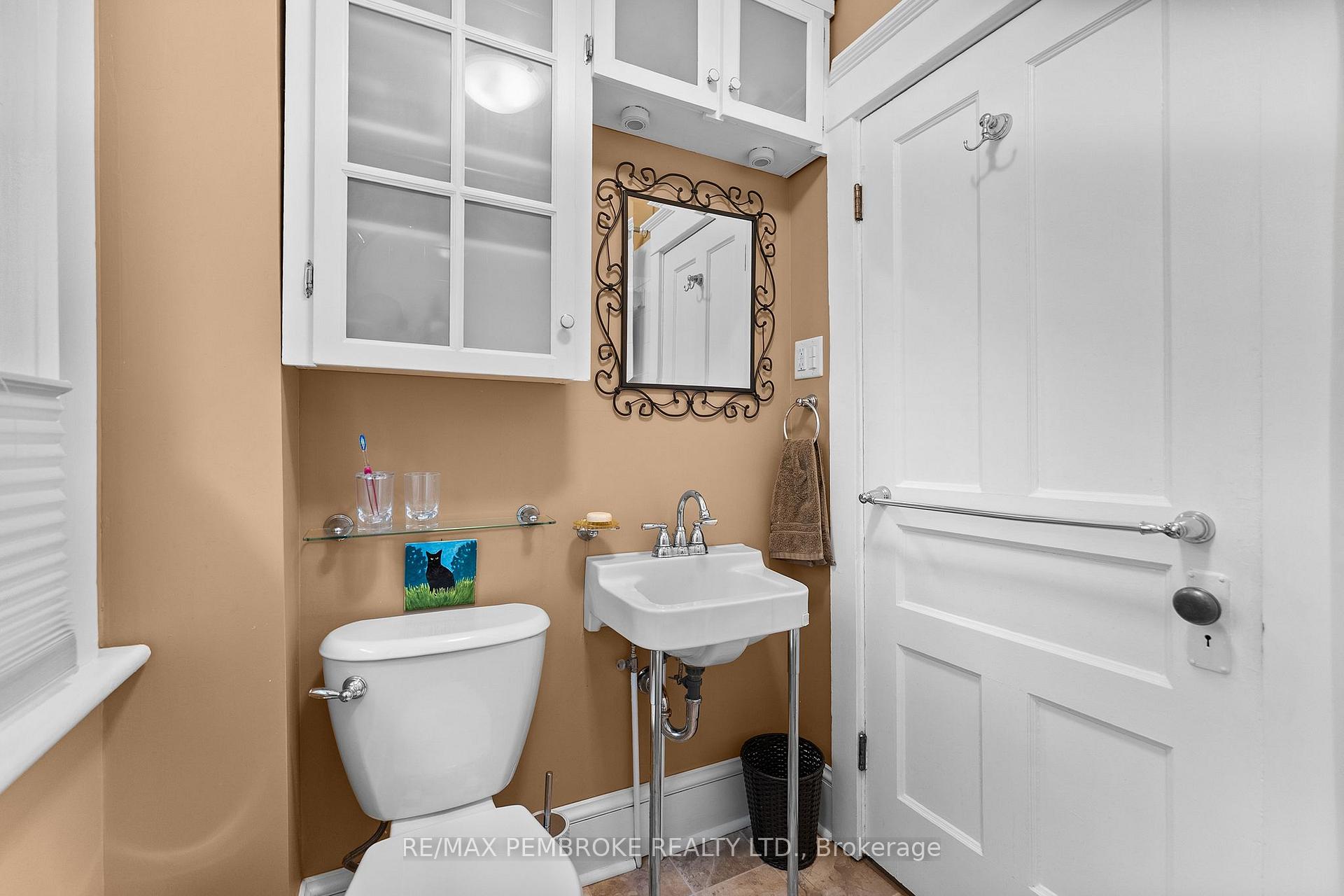 Photo 19 of 348 Esther Street, Pembroke, Pembroke — HOMEH