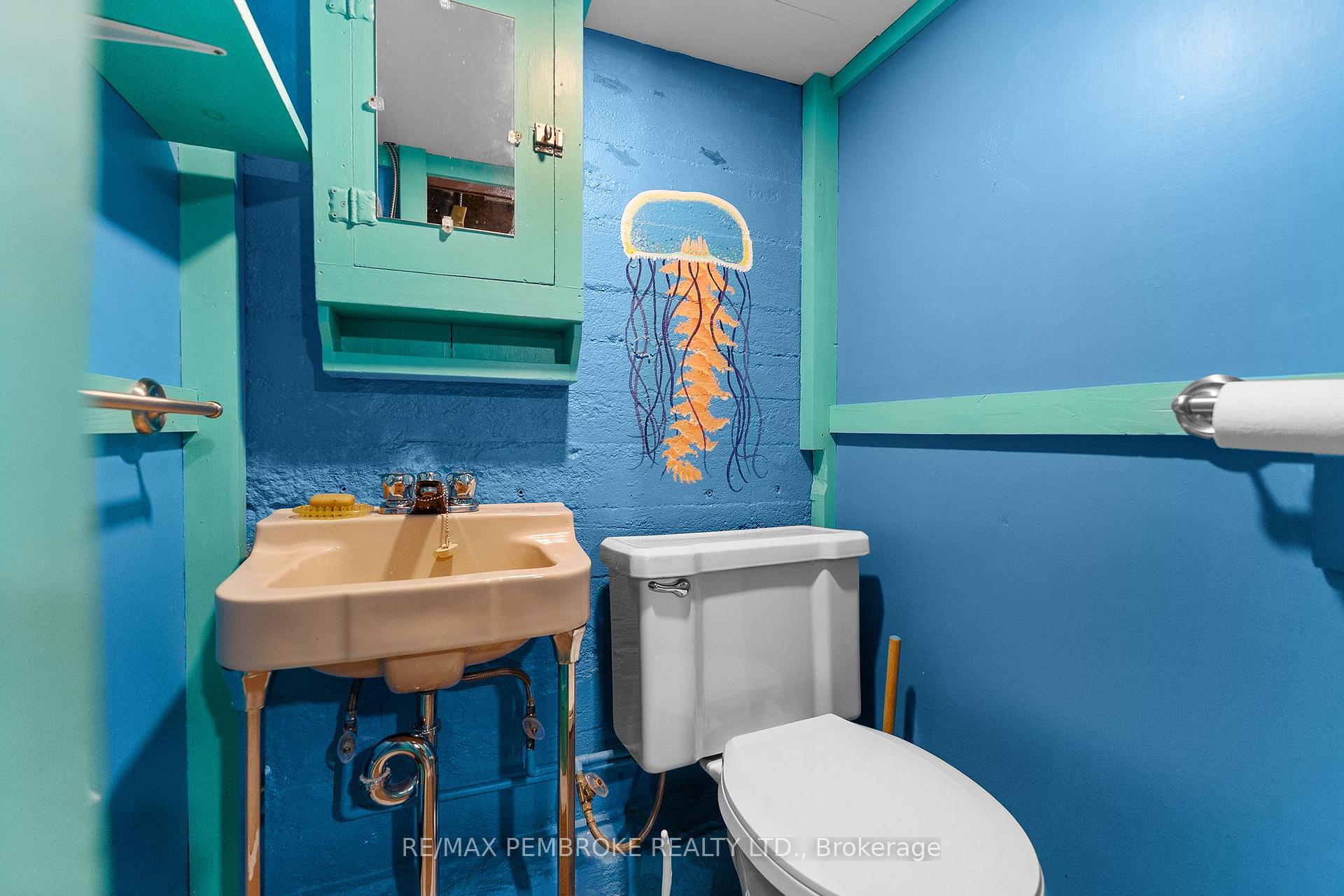 Photo 25 of 348 Esther Street, Pembroke, Pembroke — HOMEH