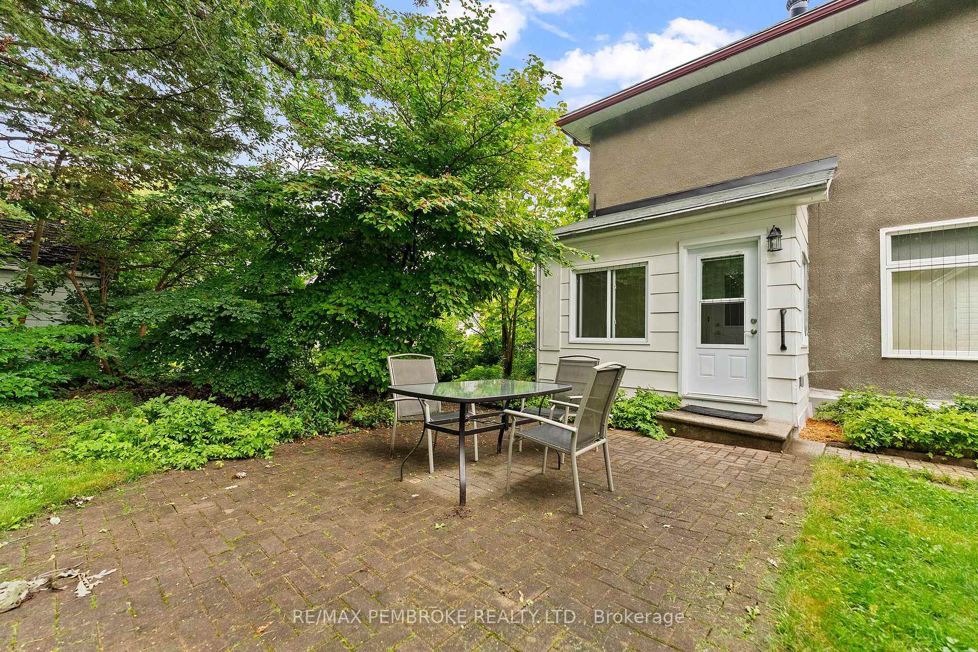 Photo 27 of 348 Esther Street, Pembroke, Pembroke — HOMEH