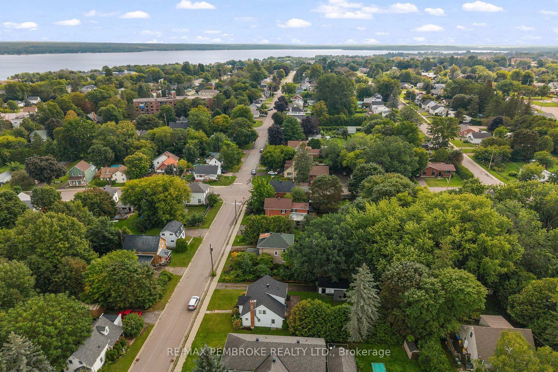 Photo 31 of 348 Esther Street, Pembroke, Pembroke — HOMEH