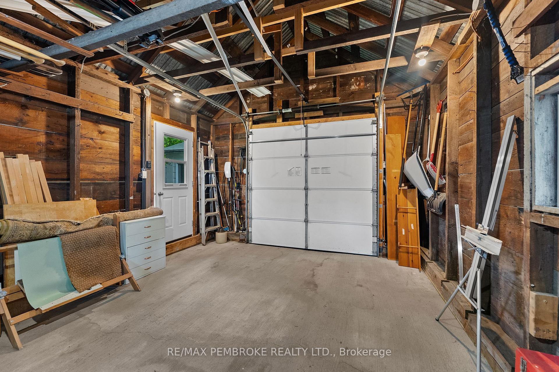 Photo 33 of 348 Esther Street, Pembroke, Pembroke — HOMEH