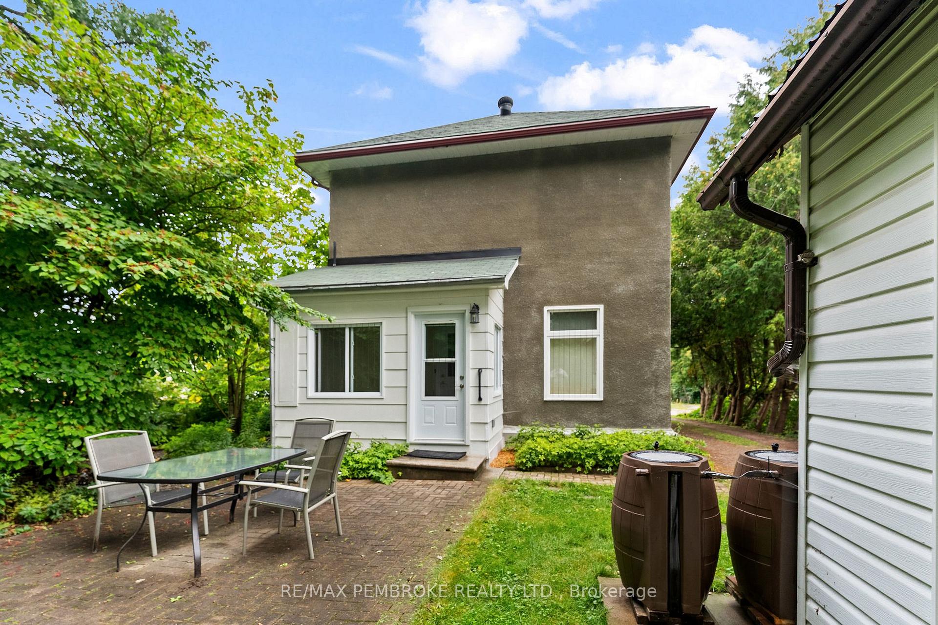Photo 37 of 348 Esther Street, Pembroke, Pembroke — HOMEH