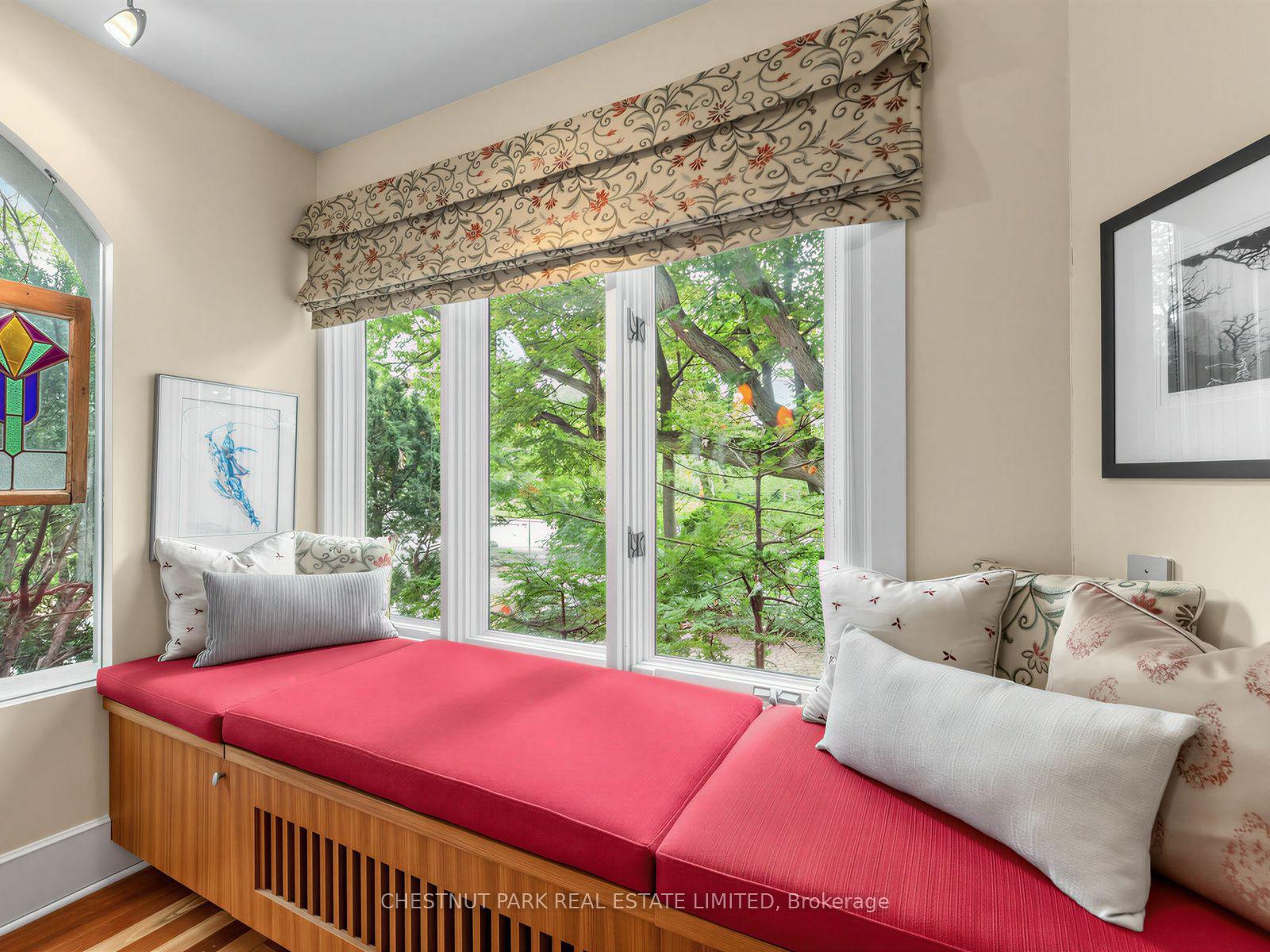 Photo 11 of 28 Clifton Road, Toronto, Rosedale-Moore Park — HOMEH