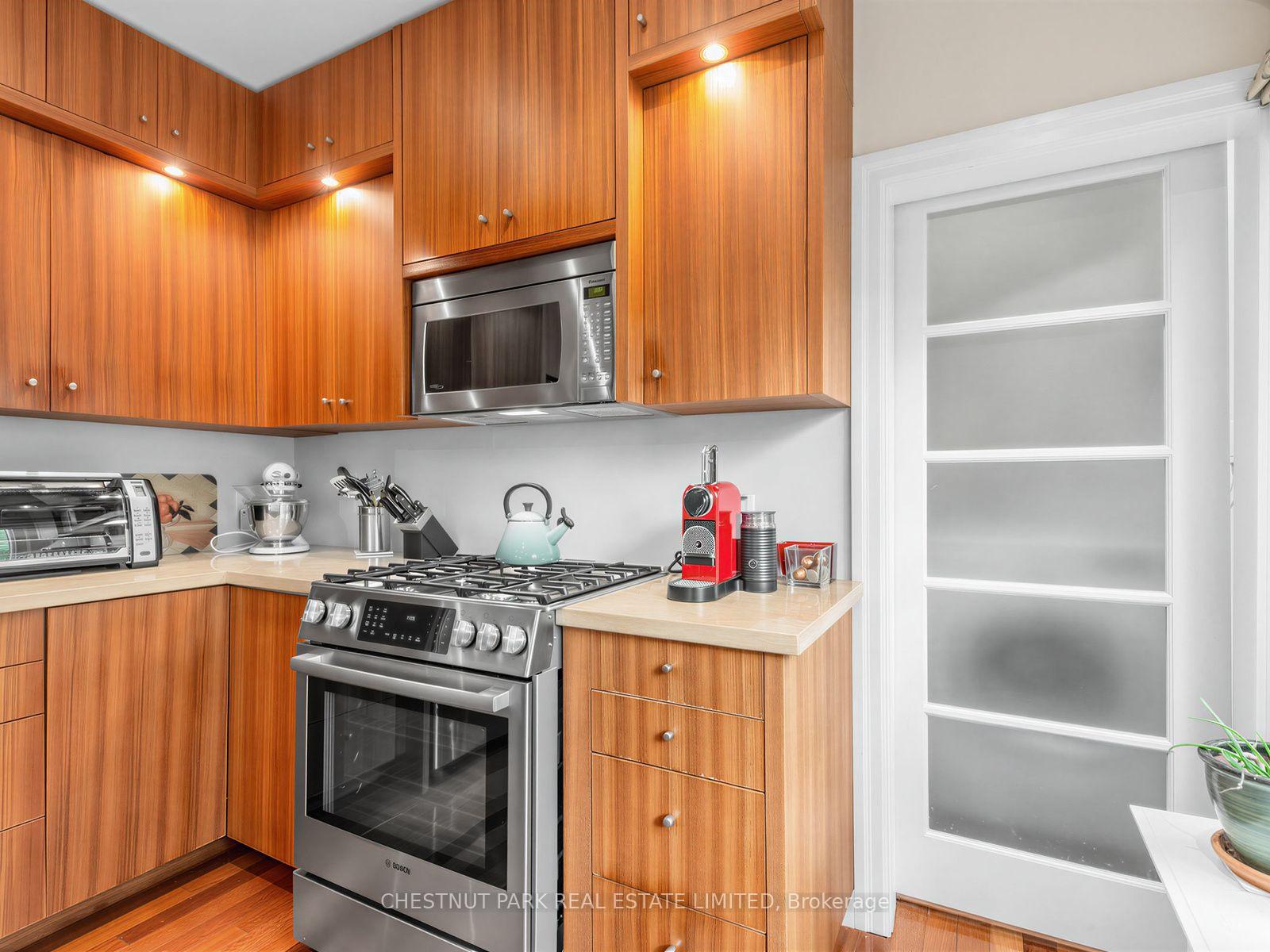 Photo 15 of 28 Clifton Road, Toronto, Rosedale-Moore Park — HOMEH