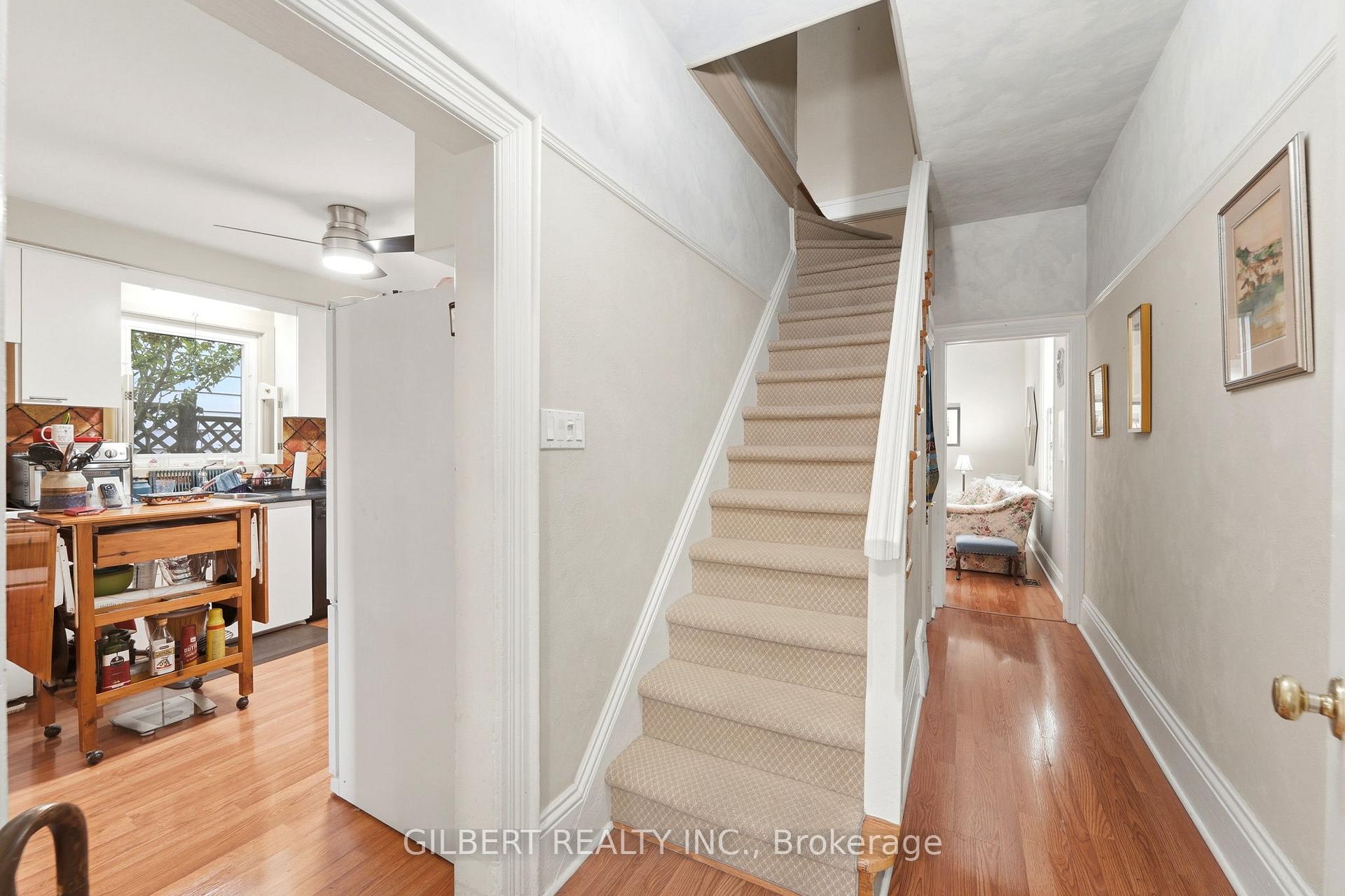 Photo 11 of 367 Charlton Avenue W, Hamilton, Kirkendall — HOMEH