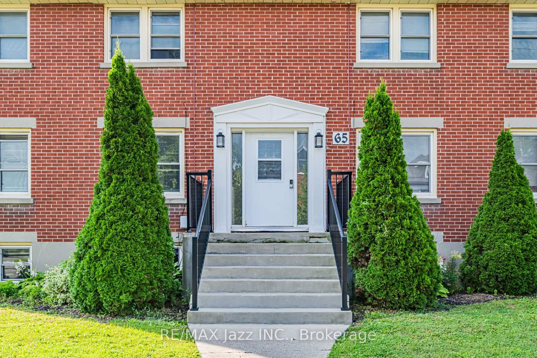 Photo 3 of Unit 1, 65 Aberdeen Street, Oshawa, O'Neill — HOMEH
