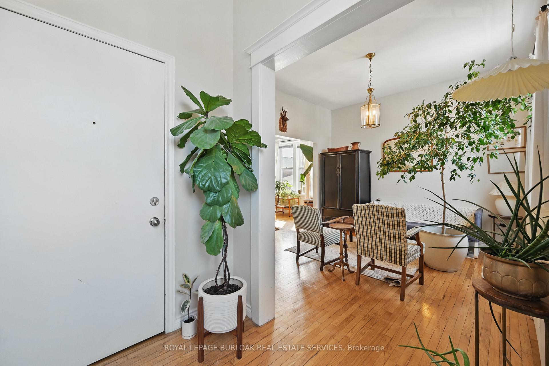 Photo 3 of 55 Barton Street W, Hamilton, Central — HOMEH