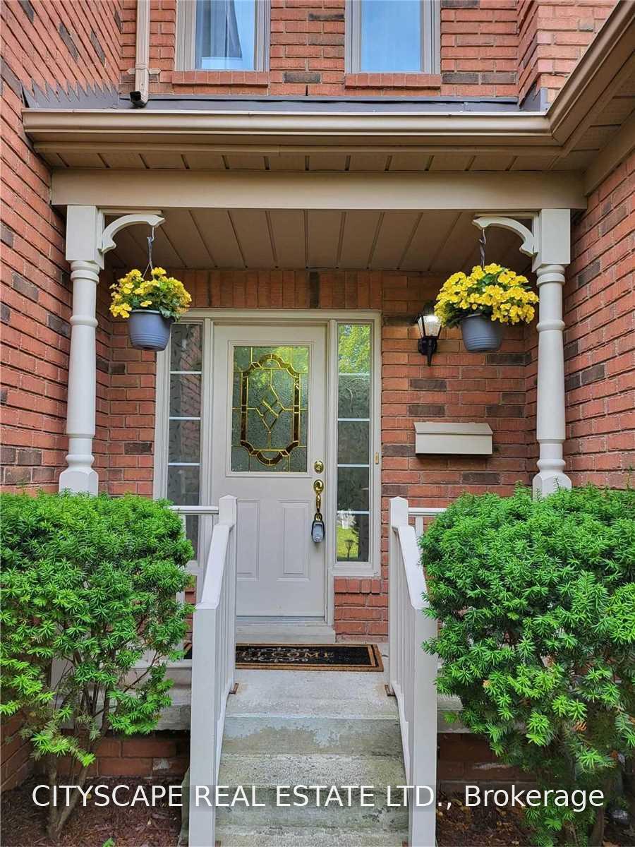 Photo 3 of 3 Jays Drive, Whitby, Williamsburg — HOMEH