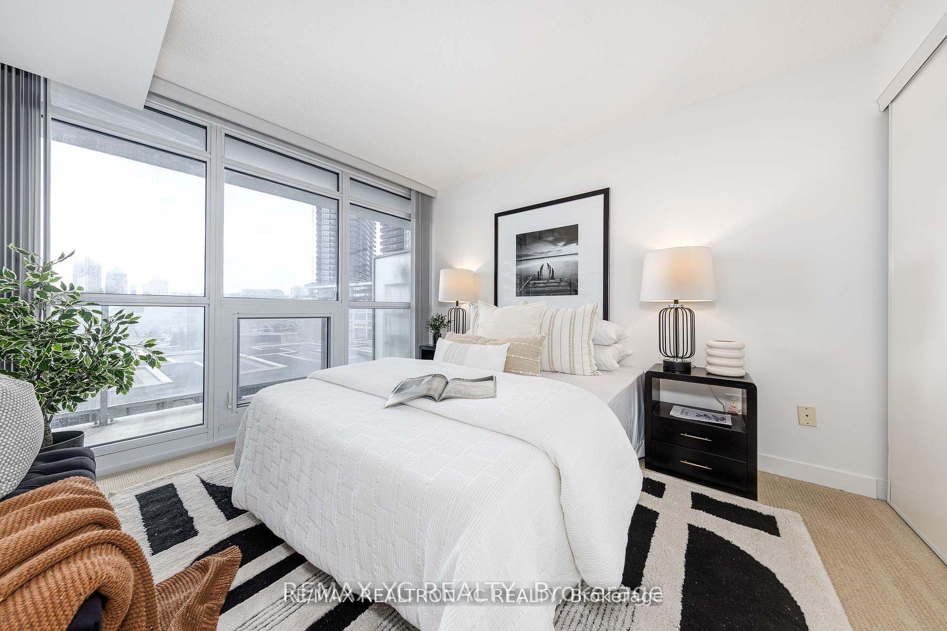 Photo 17 of Unit 710, 121 Mcmahon Drive, North York, Bayview Village — HOMEH