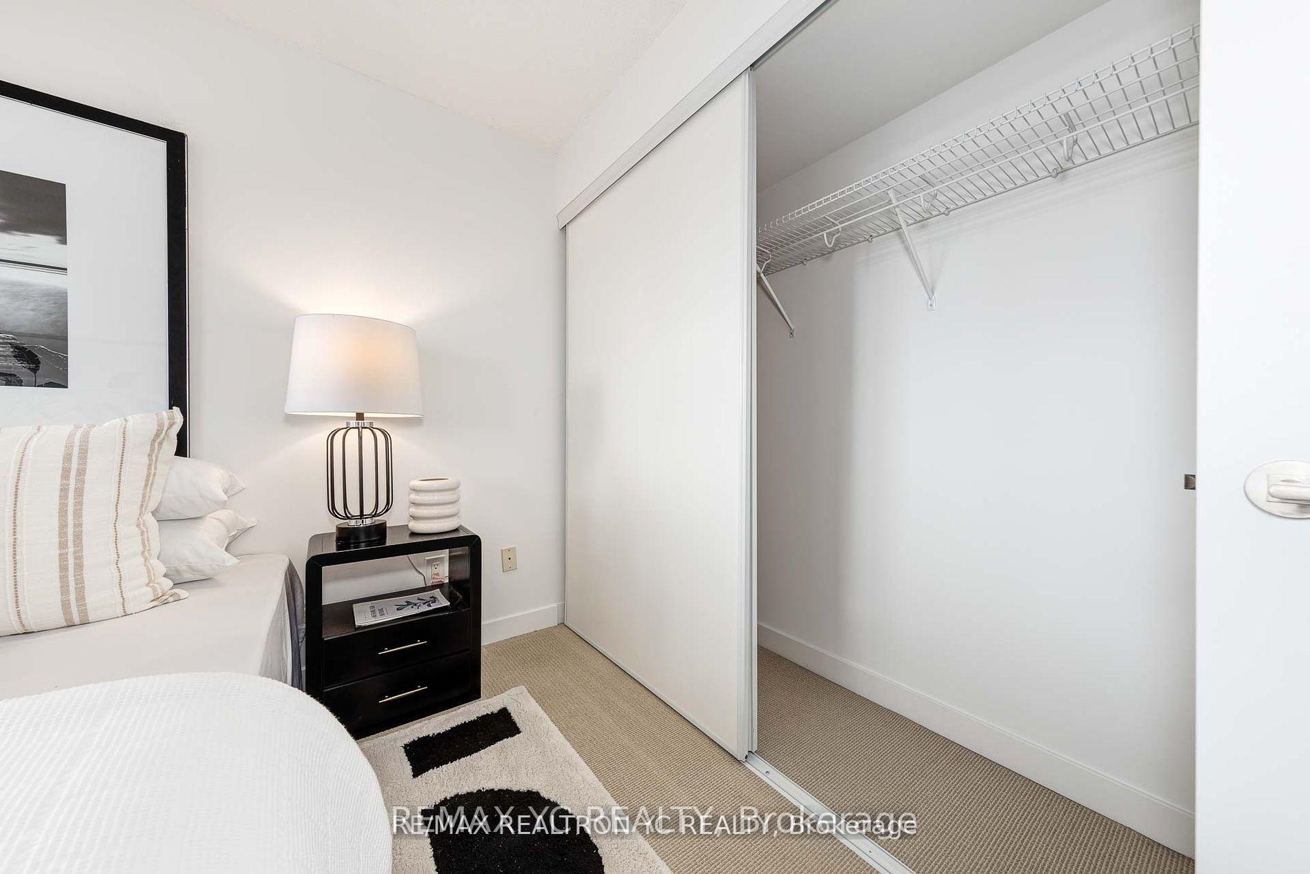 Photo 19 of Unit 710, 121 Mcmahon Drive, North York, Bayview Village — HOMEH