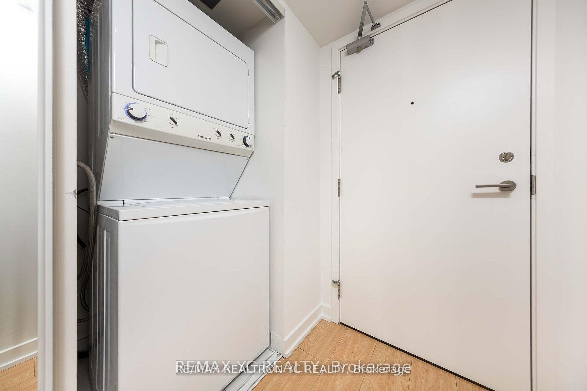 Photo 23 of Unit 710, 121 Mcmahon Drive, North York, Bayview Village — HOMEH