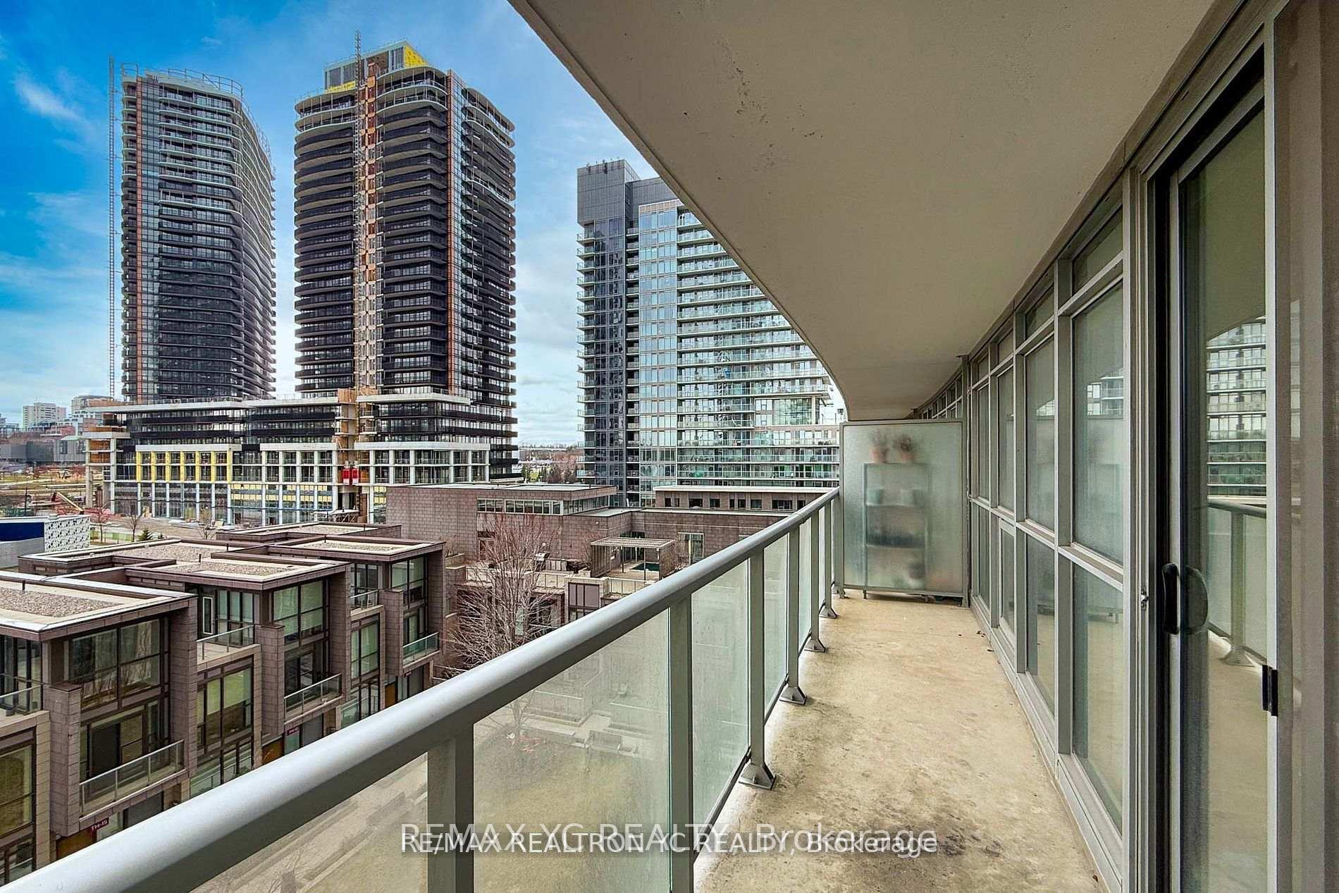 Photo 25 of Unit 710, 121 Mcmahon Drive, North York, Bayview Village — HOMEH