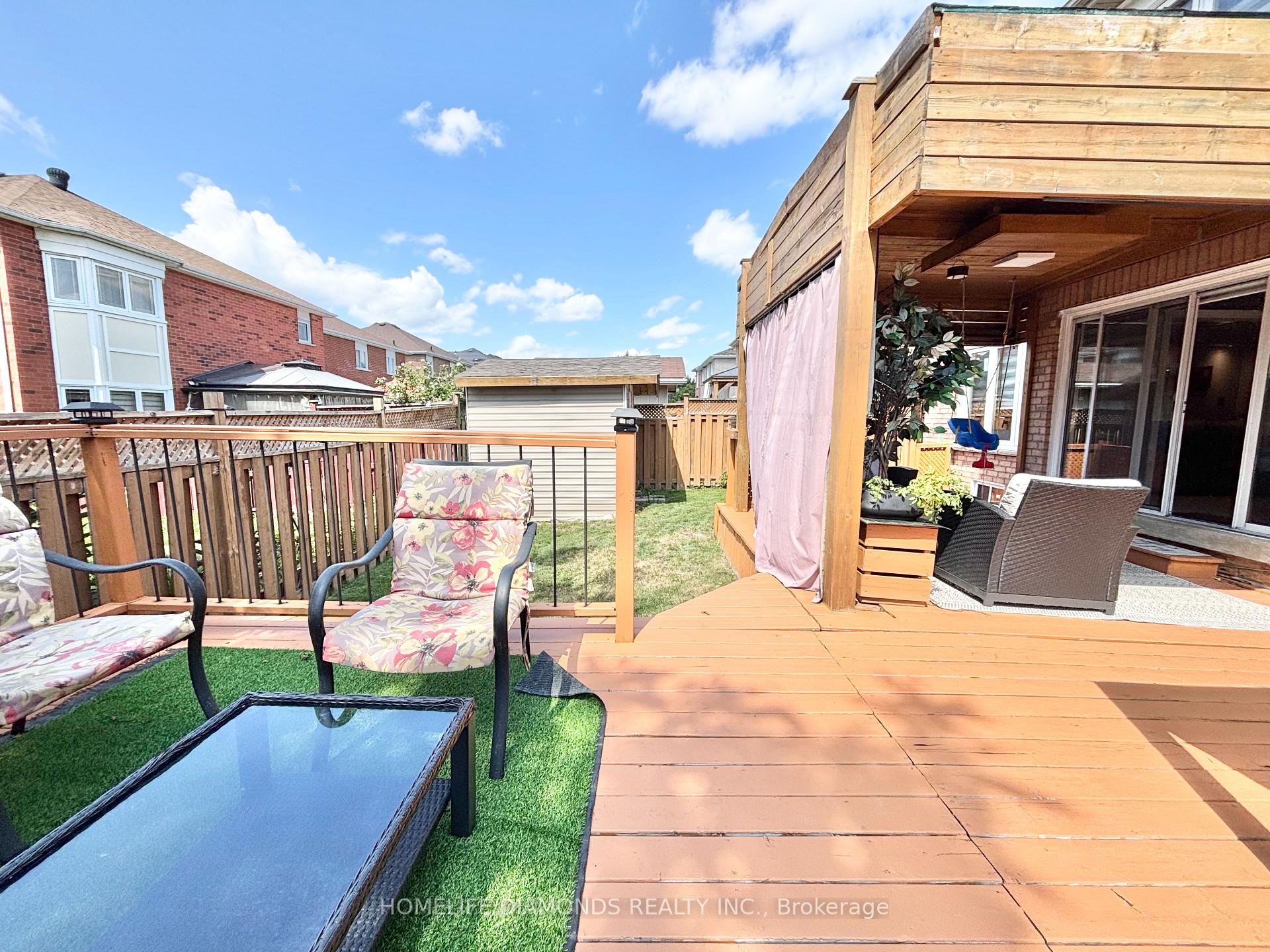 Photo 22 of 186 Fernforest Drive, Brampton, Sandringham-Wellington — HOMEH