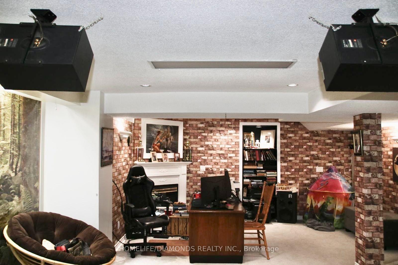 Photo 28 of 186 Fernforest Drive, Brampton, Sandringham-Wellington — HOMEH