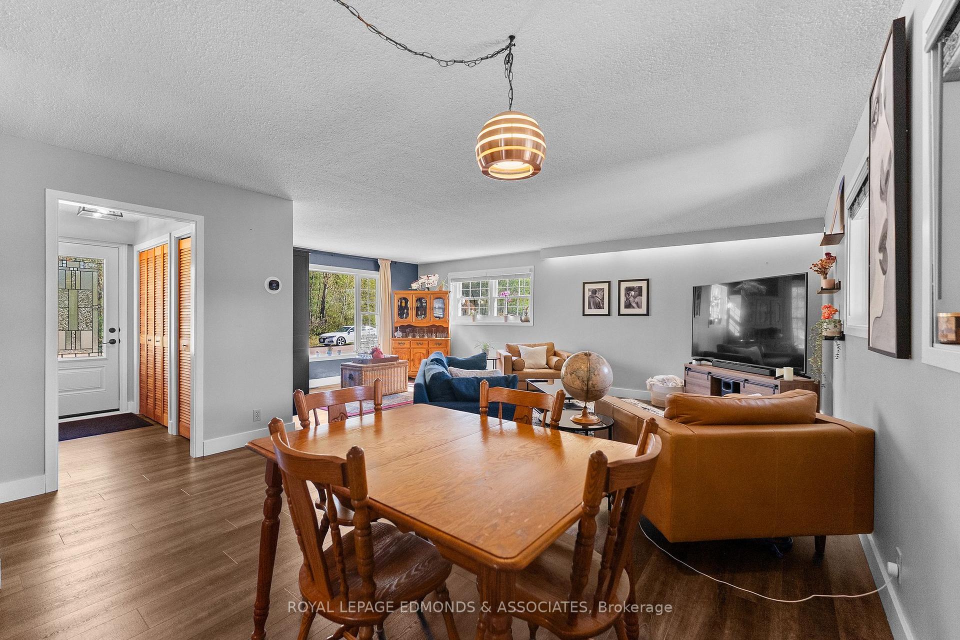Photo 12 of 5 Lasalle Drive, Deep River, Deep River — HOMEH