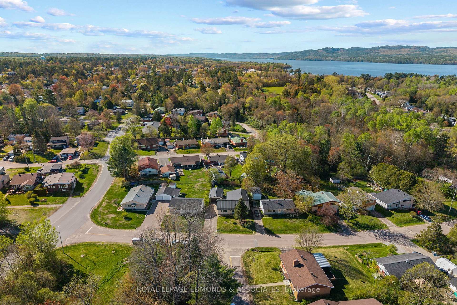 Photo 47 of 5 Lasalle Drive, Deep River, Deep River — HOMEH