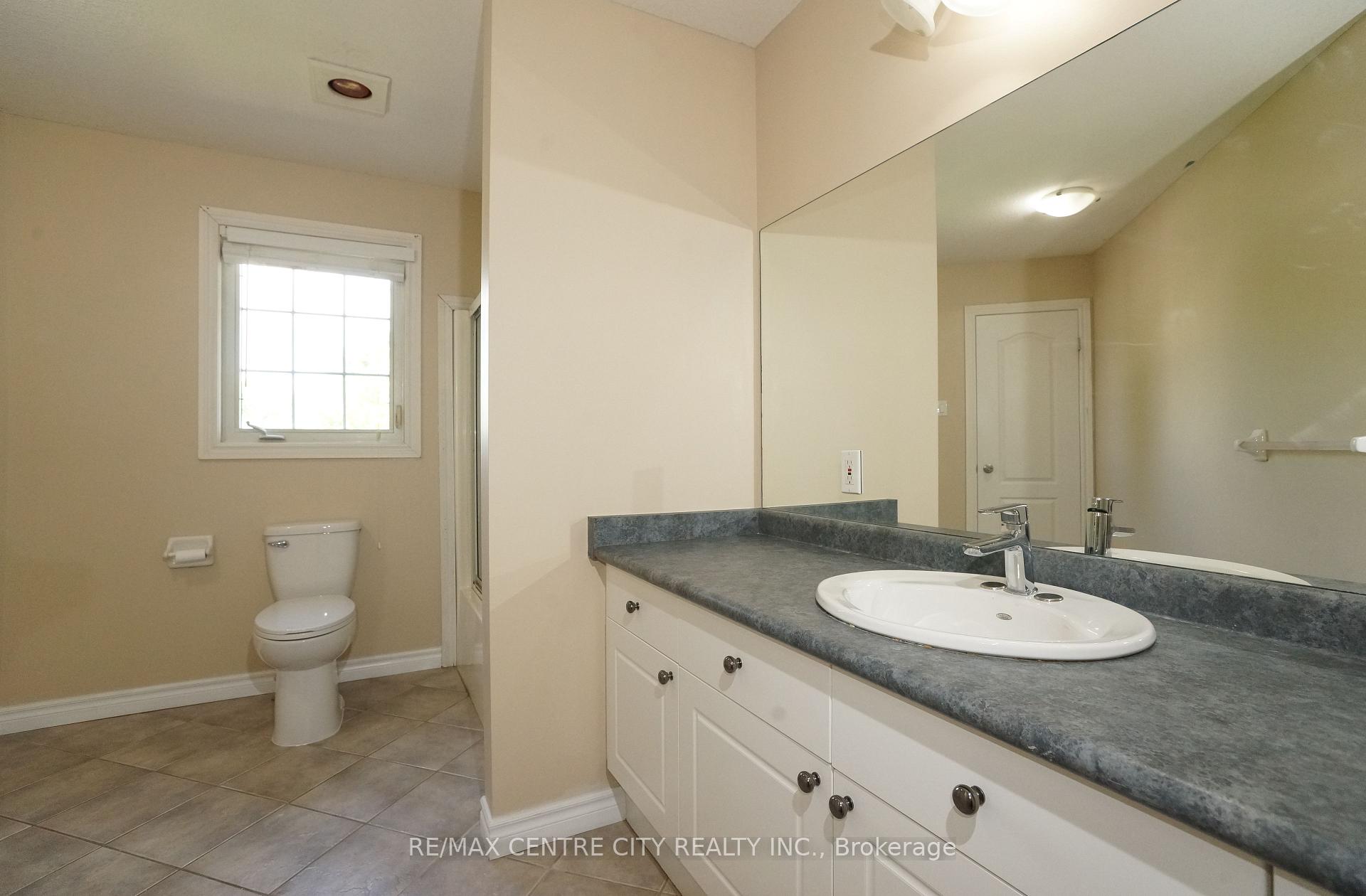 Photo 19 of 742 Marigold Street, London, North C — HOMEH