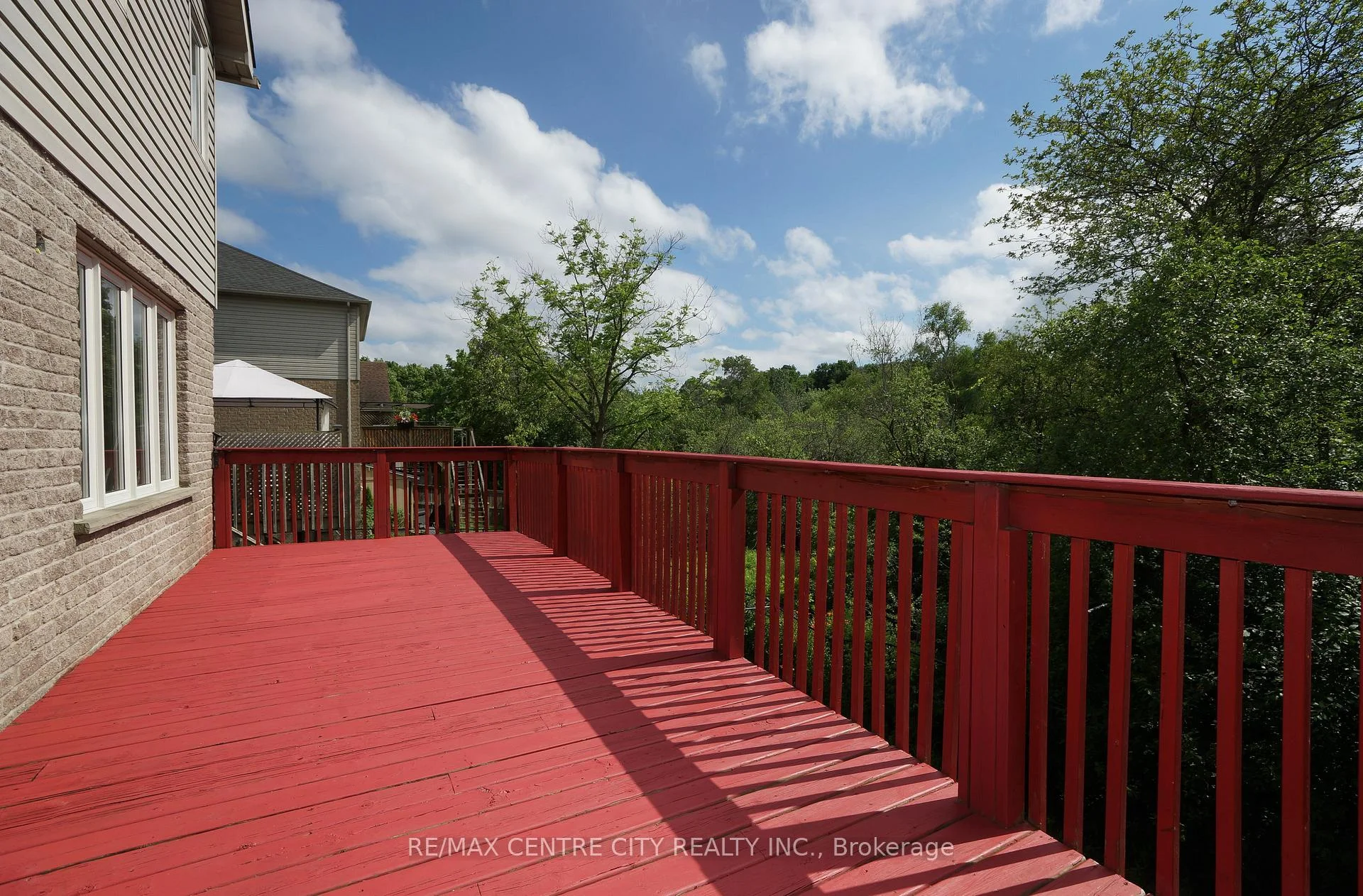 Photo 35 of 742 Marigold Street, London, North C — HOMEH