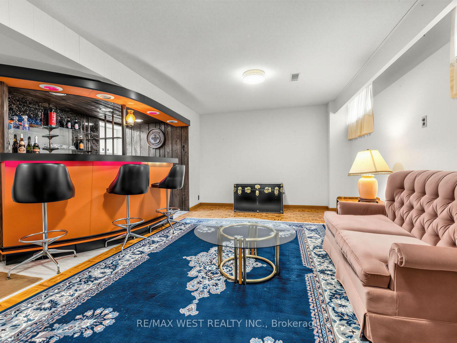 Photo 26 of 407 Brimorton Drive, Scarborough, Woburn — HOMEH
