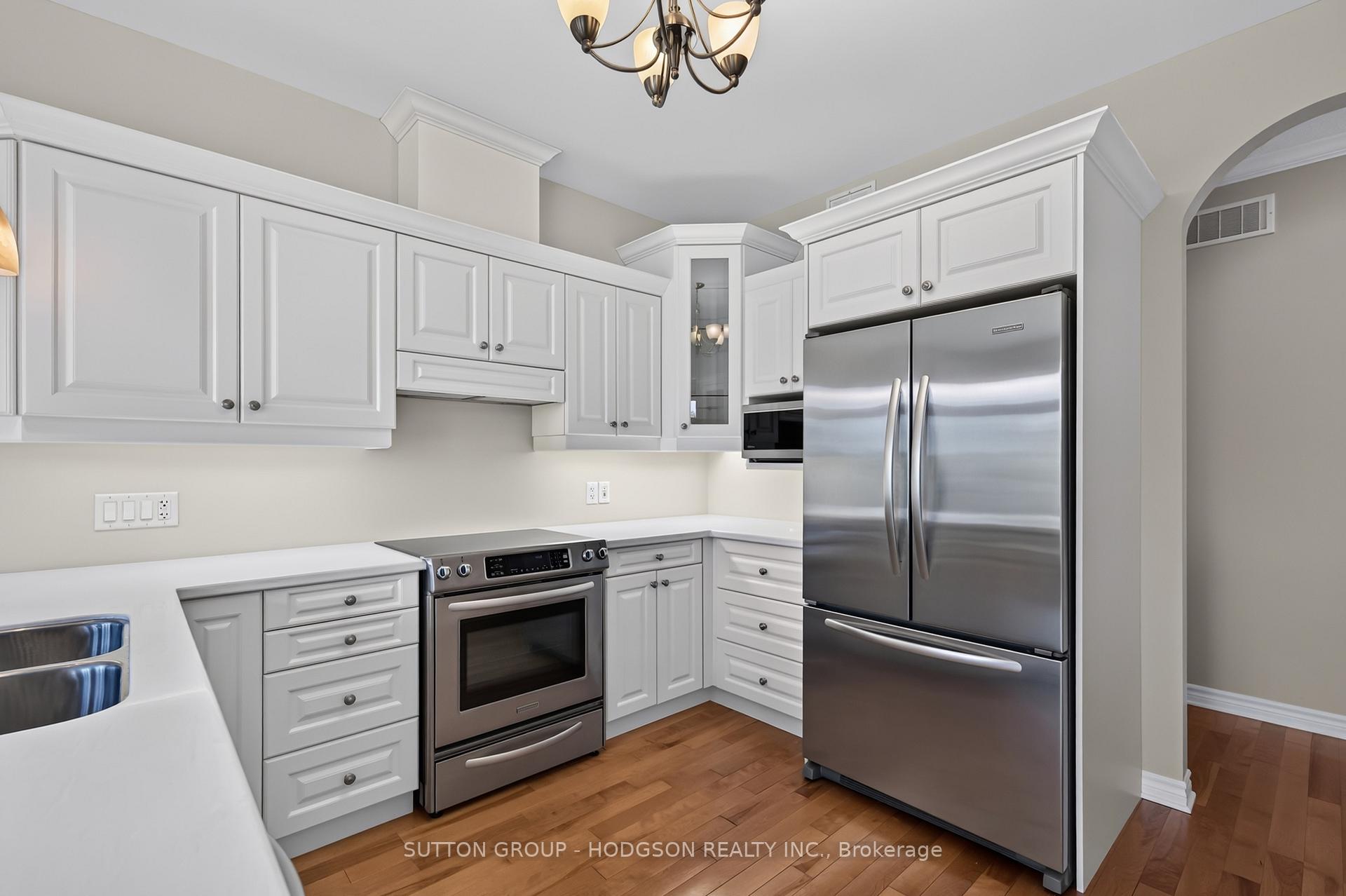 Photo 8 of 2304 Jack Nash Drive, London, South A — HOMEH