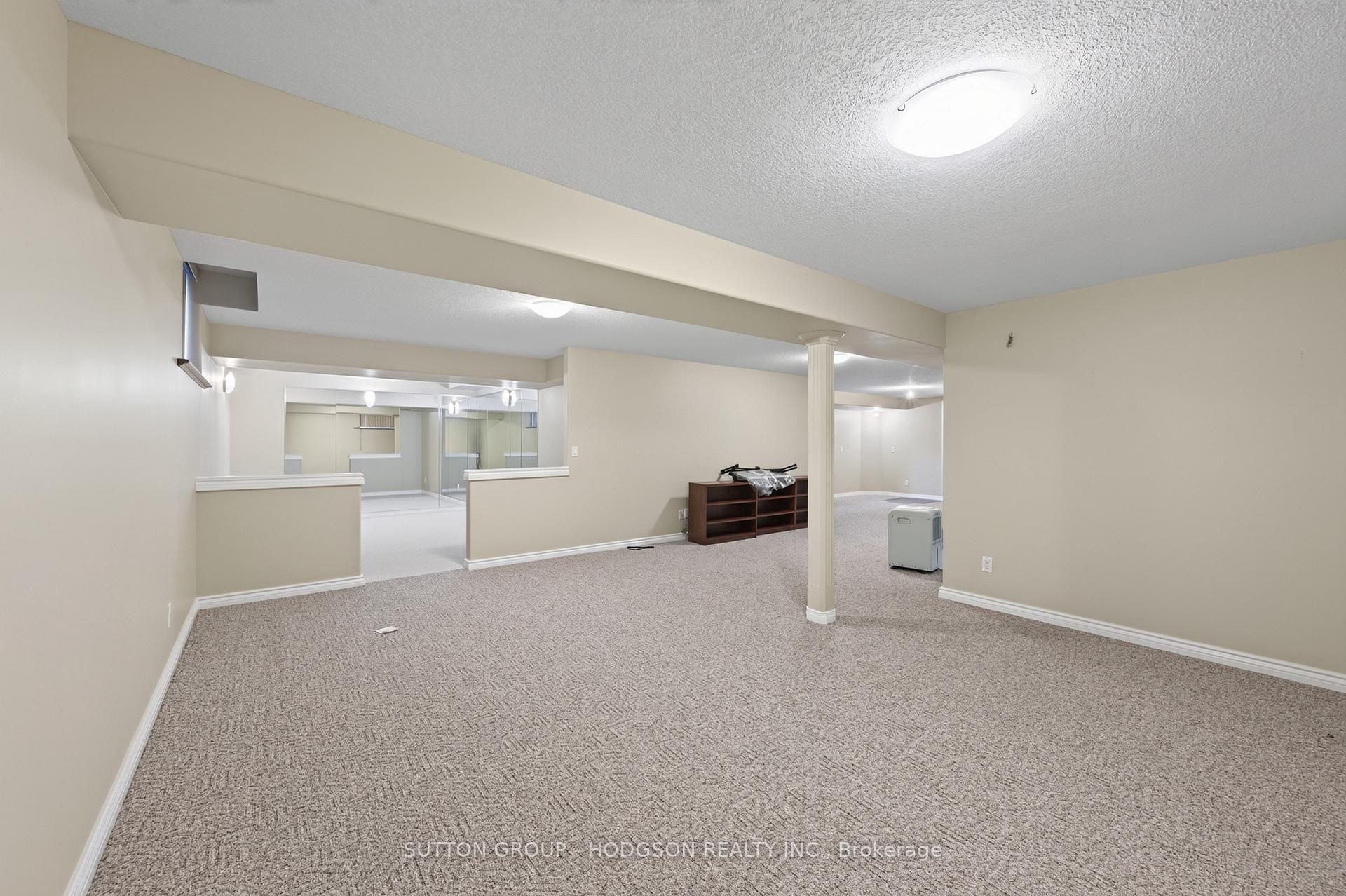 Photo 20 of 2304 Jack Nash Drive, London, South A — HOMEH