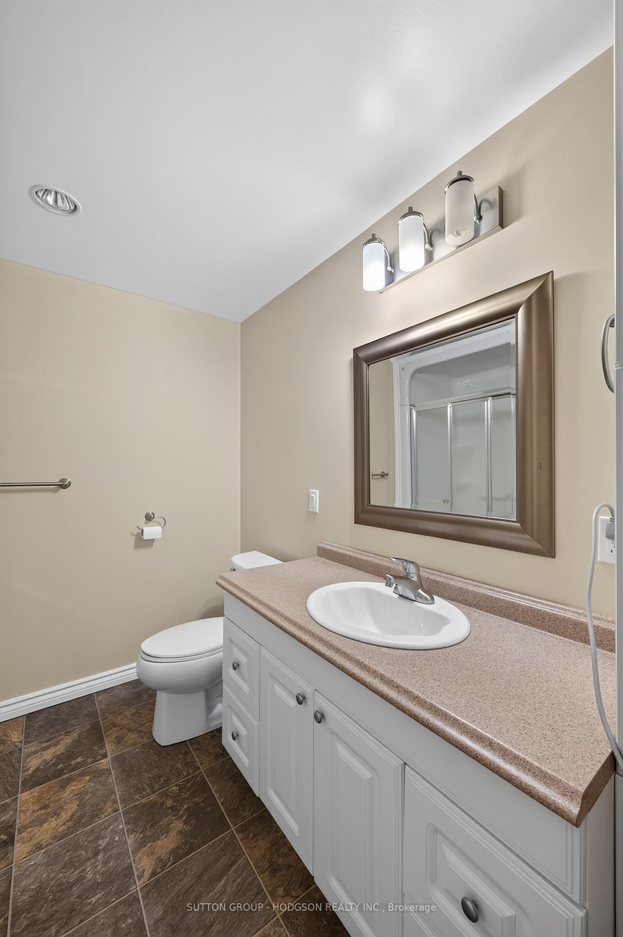 Photo 23 of 2304 Jack Nash Drive, London, South A — HOMEH