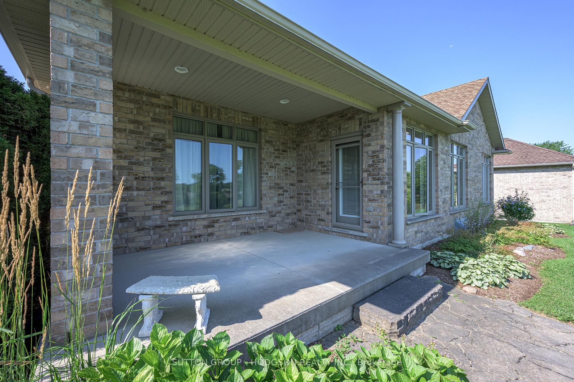 Photo 24 of 2304 Jack Nash Drive, London, South A — HOMEH