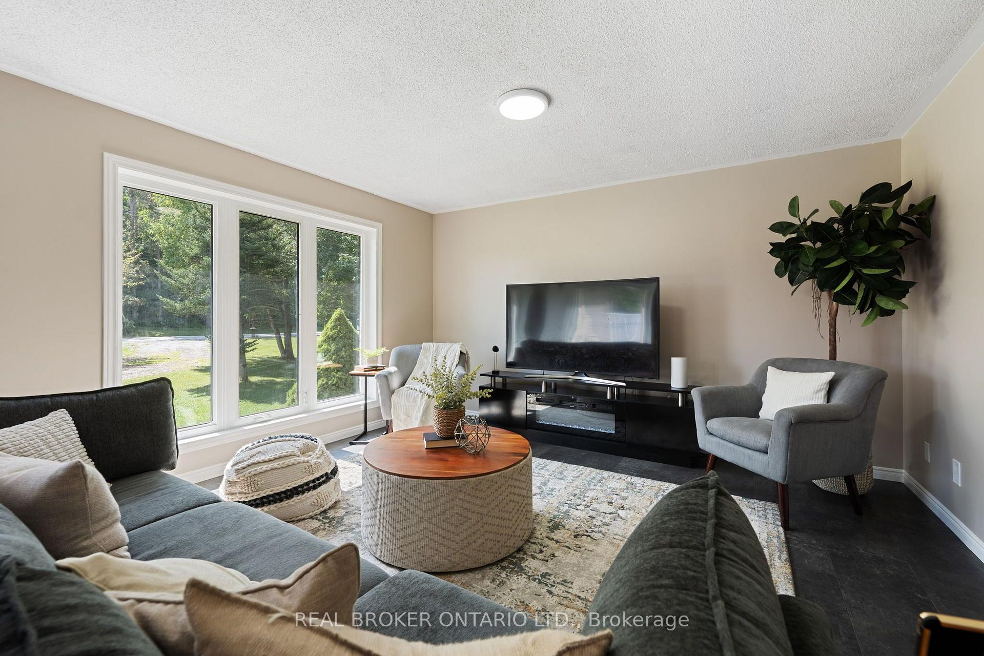 Photo 10 of 553 Norfolk County Road 21, Norfolk, Rural N. Walsingham — HOMEH