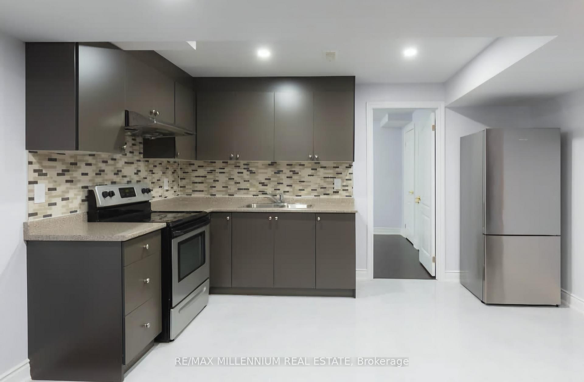 Photo 5 of Unit BSMT, 7 Lloyd Crescent, Brampton, Northwest Brampton — HOMEH