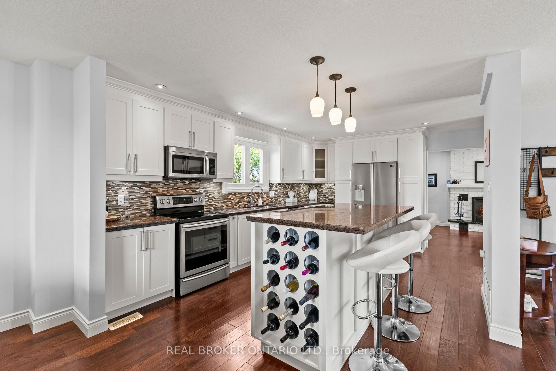 Photo 13 of 87 Monte Drive, Hamilton, Gershome — HOMEH