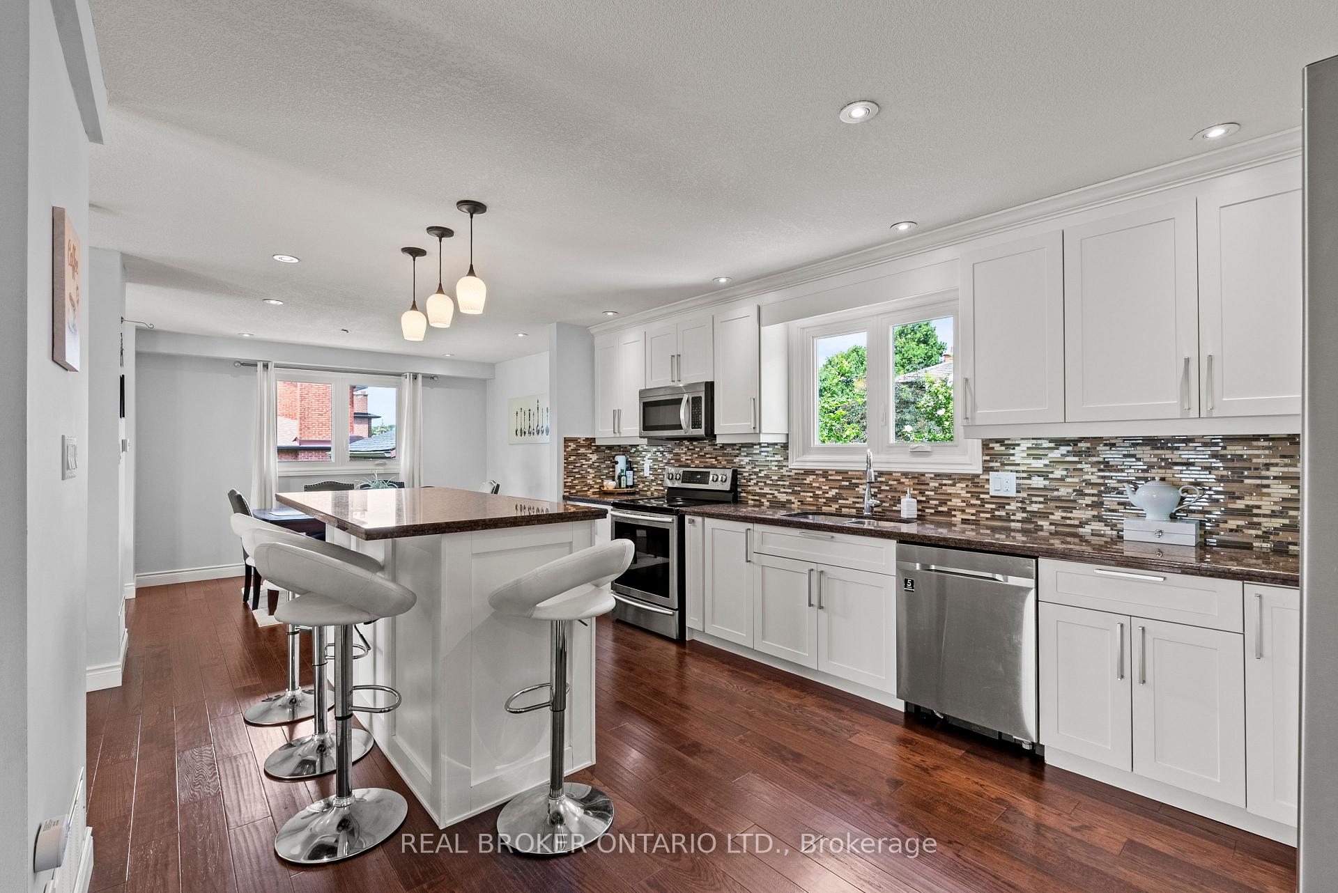 Photo 14 of 87 Monte Drive, Hamilton, Gershome — HOMEH