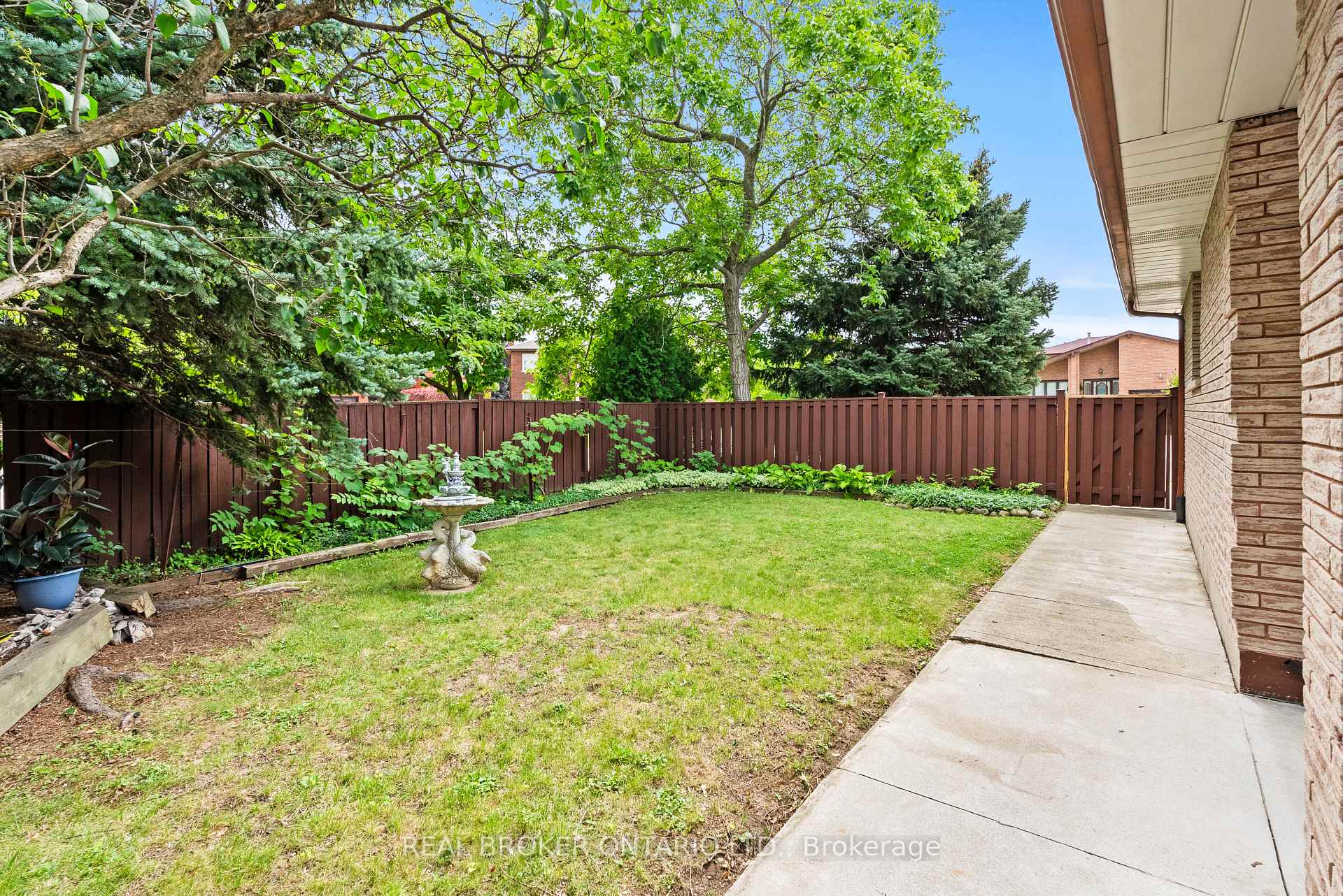 Photo 36 of 87 Monte Drive, Hamilton, Gershome — HOMEH