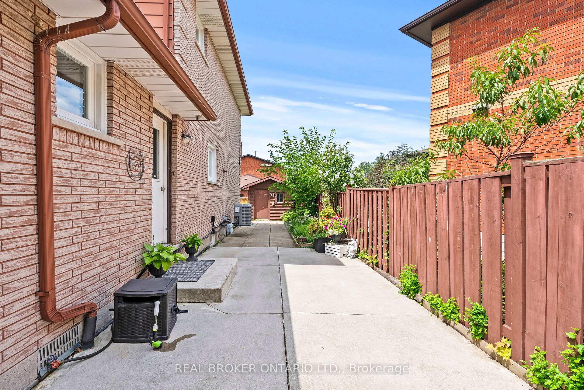 Photo 40 of 87 Monte Drive, Hamilton, Gershome — HOMEH