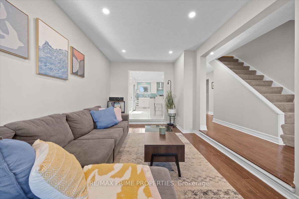 Photo 10 of 78 Fieldgate Drive, Ottawa, Barrhaven - Knollsbrook — HOMEH