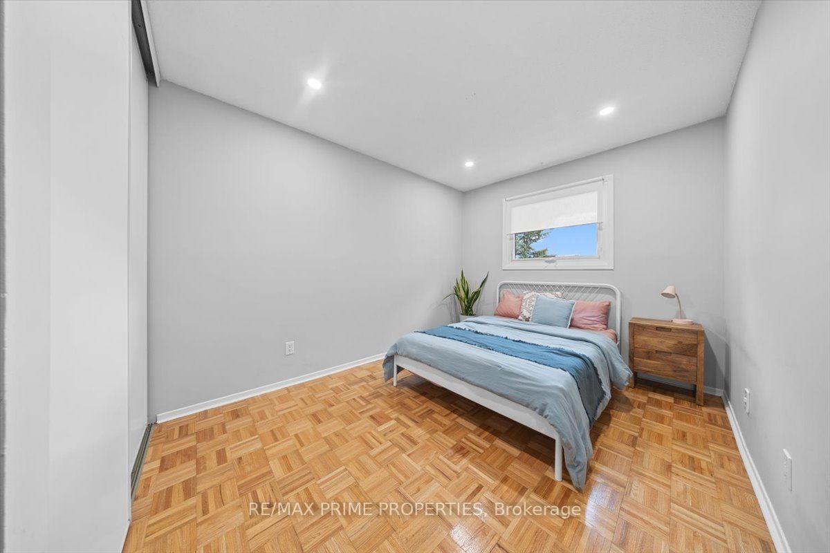 Photo 34 of 78 Fieldgate Drive, Ottawa, Barrhaven - Knollsbrook — HOMEH